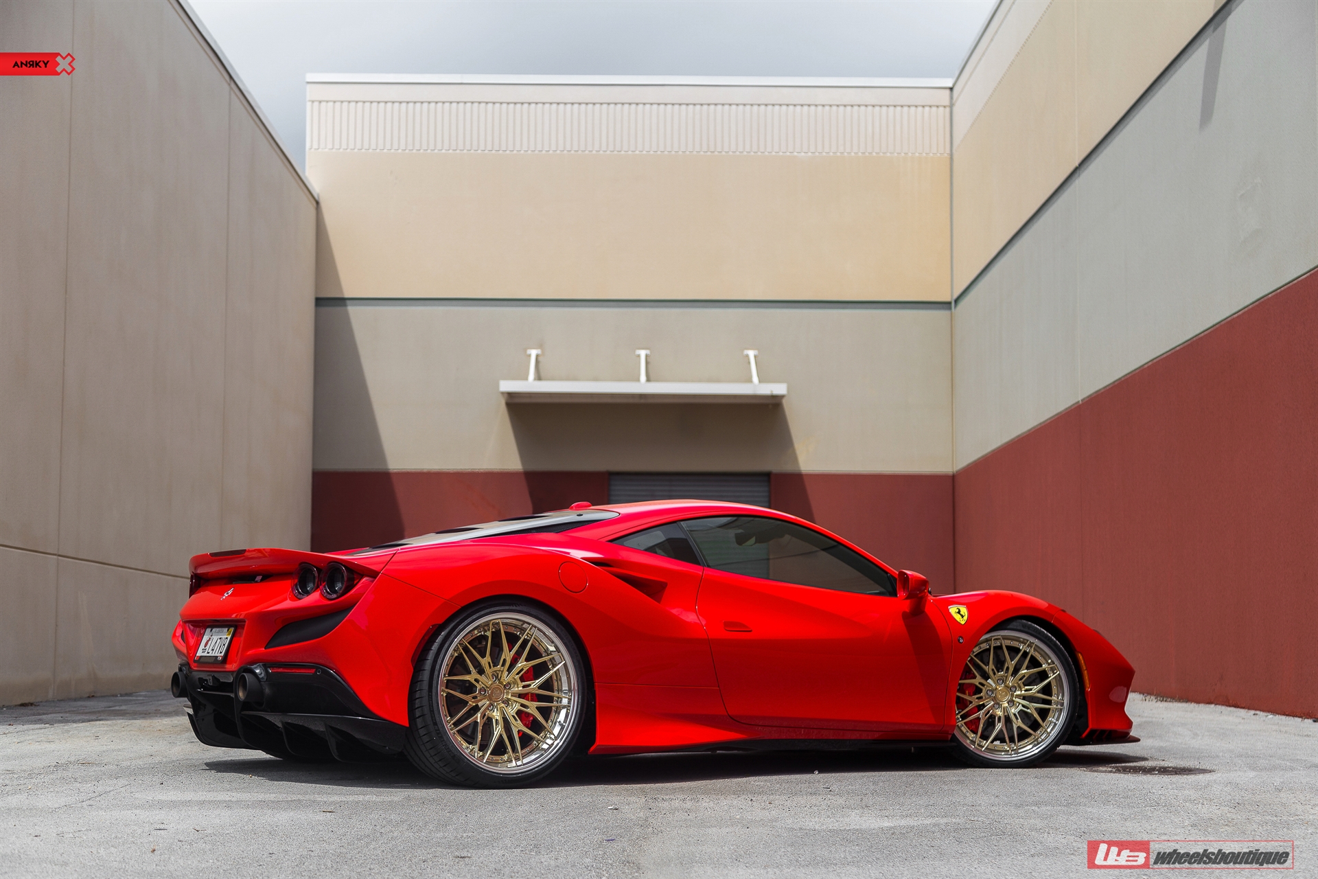 FERRARI F8 TRIBUTO ON ANRKY S3-X1