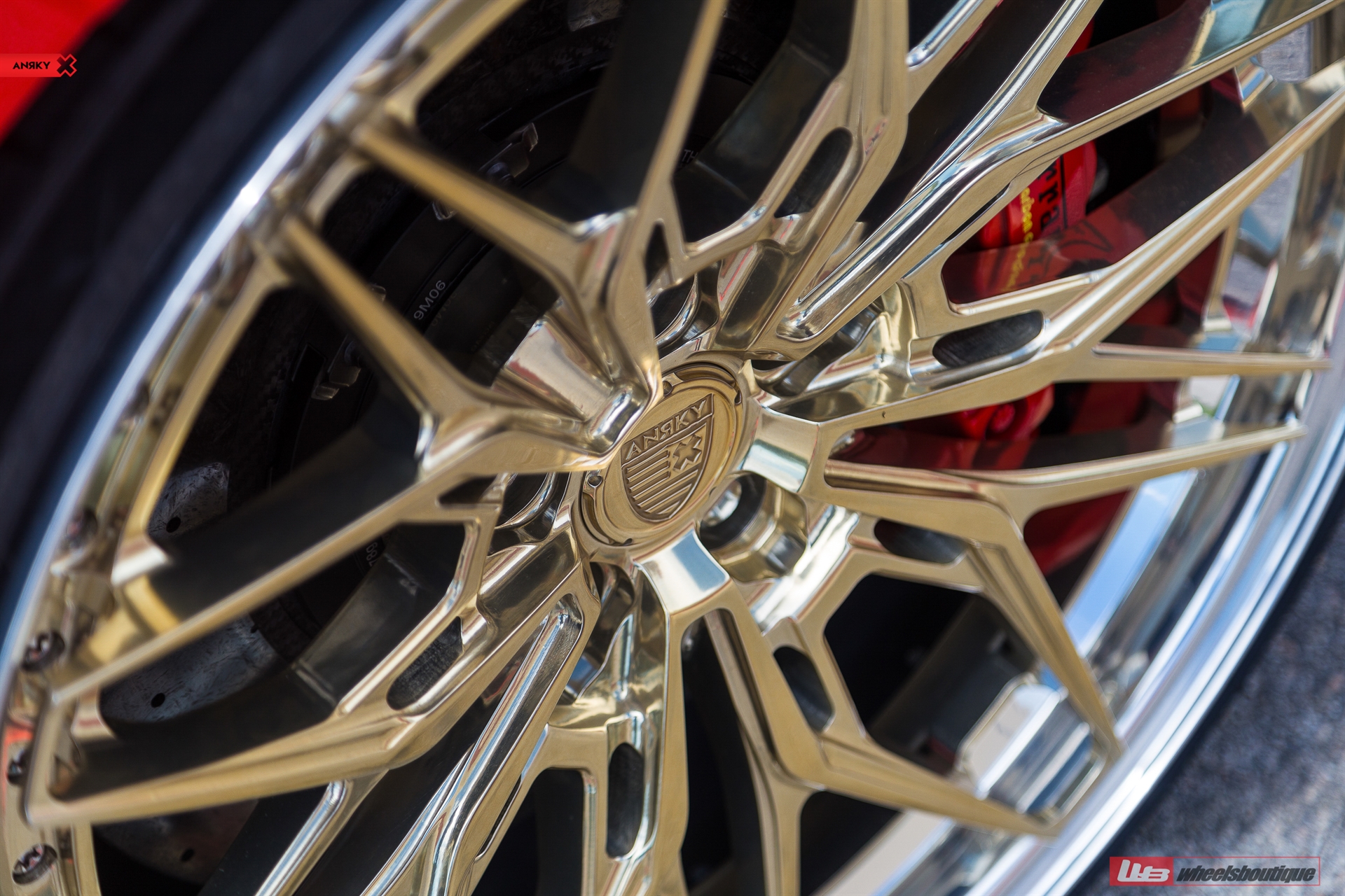 FERRARI F8 TRIBUTO ON ANRKY S3-X1