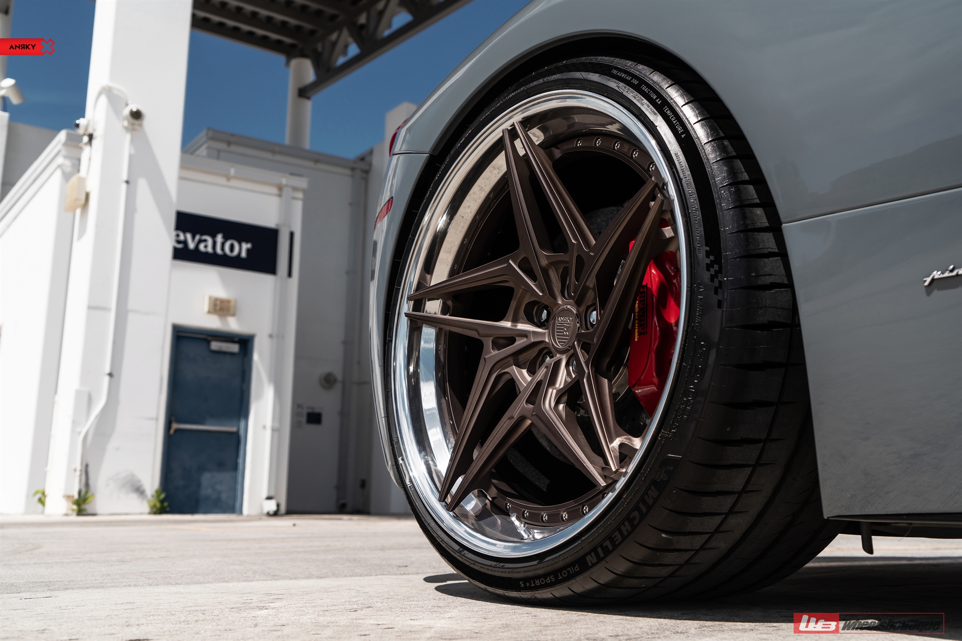 FERRARI 458 SPIDER ON ANRKY S3-X3