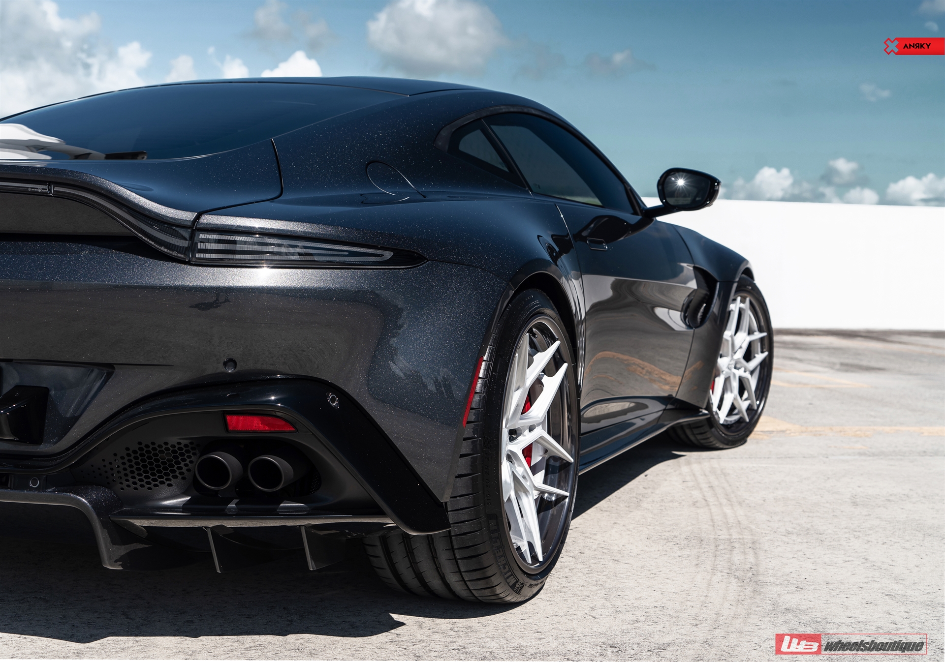 ANRKY S3-X4 | Aston Martin Vantage