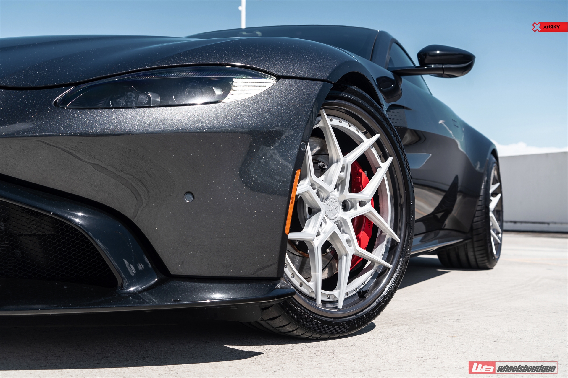 ANRKY S3-X4 | Aston Martin Vantage