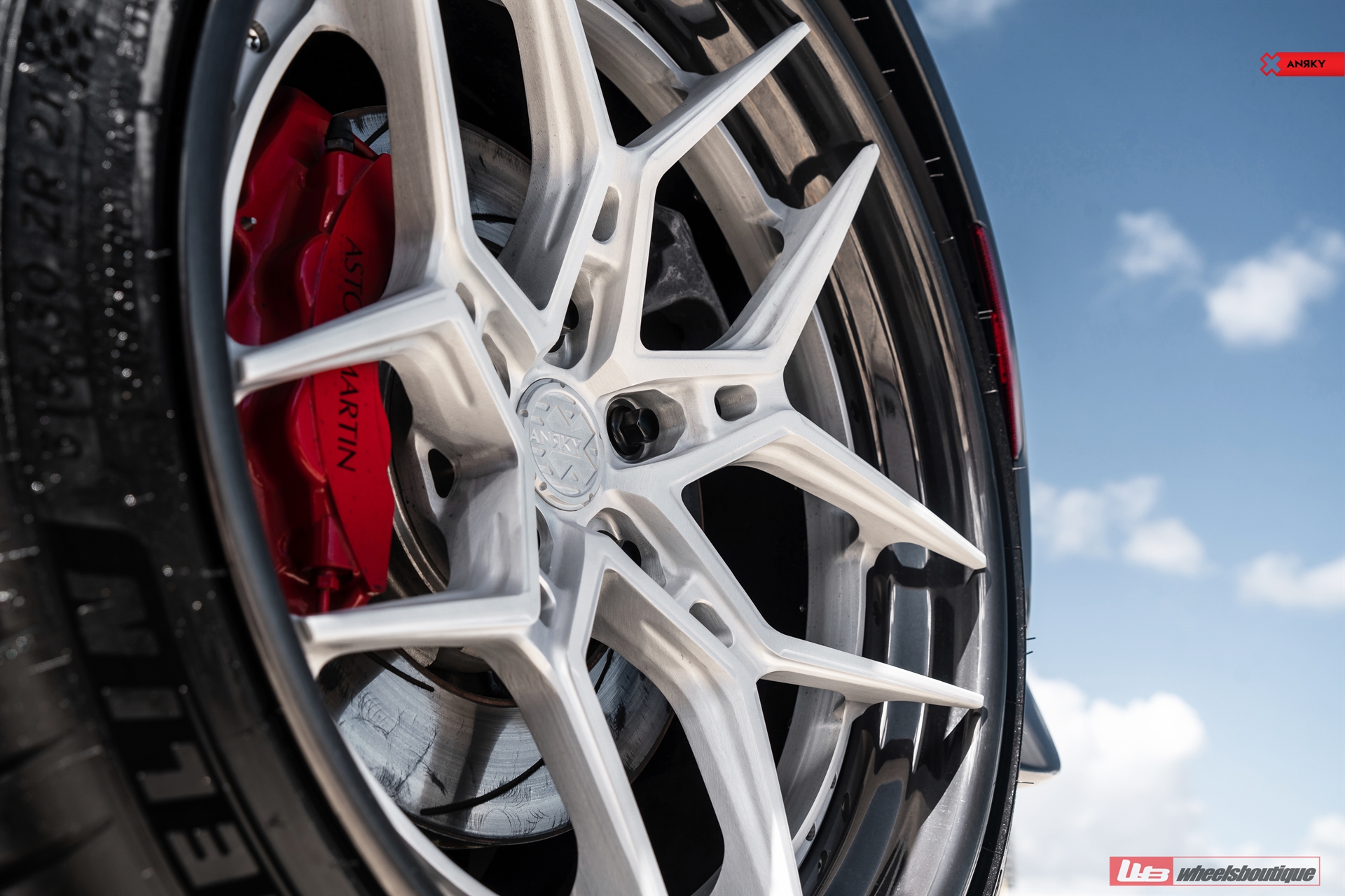 ANRKY S3-X4 | Aston Martin Vantage