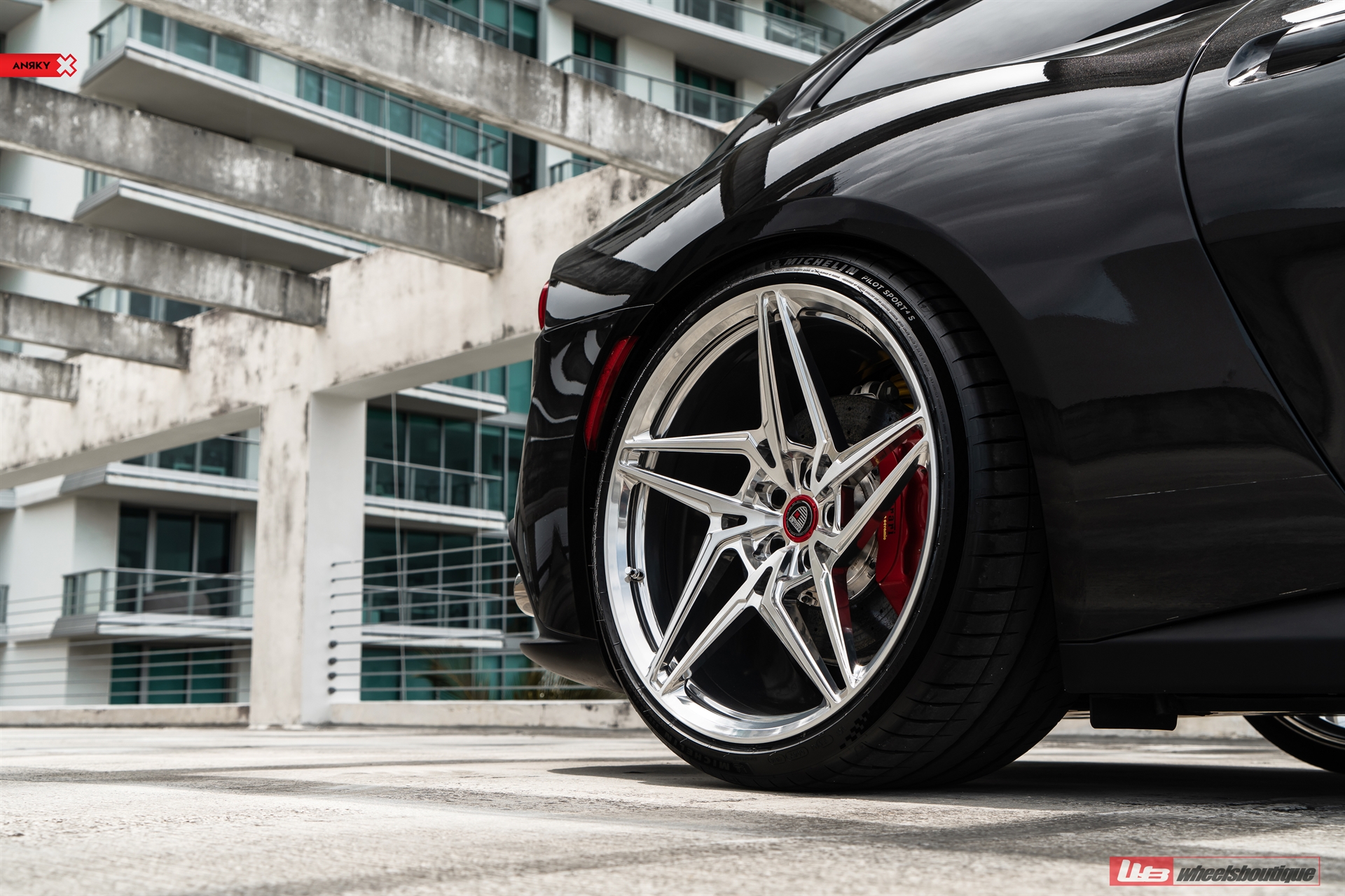 ANRKY S1-X3 | Ferrari GTC4Lusso T