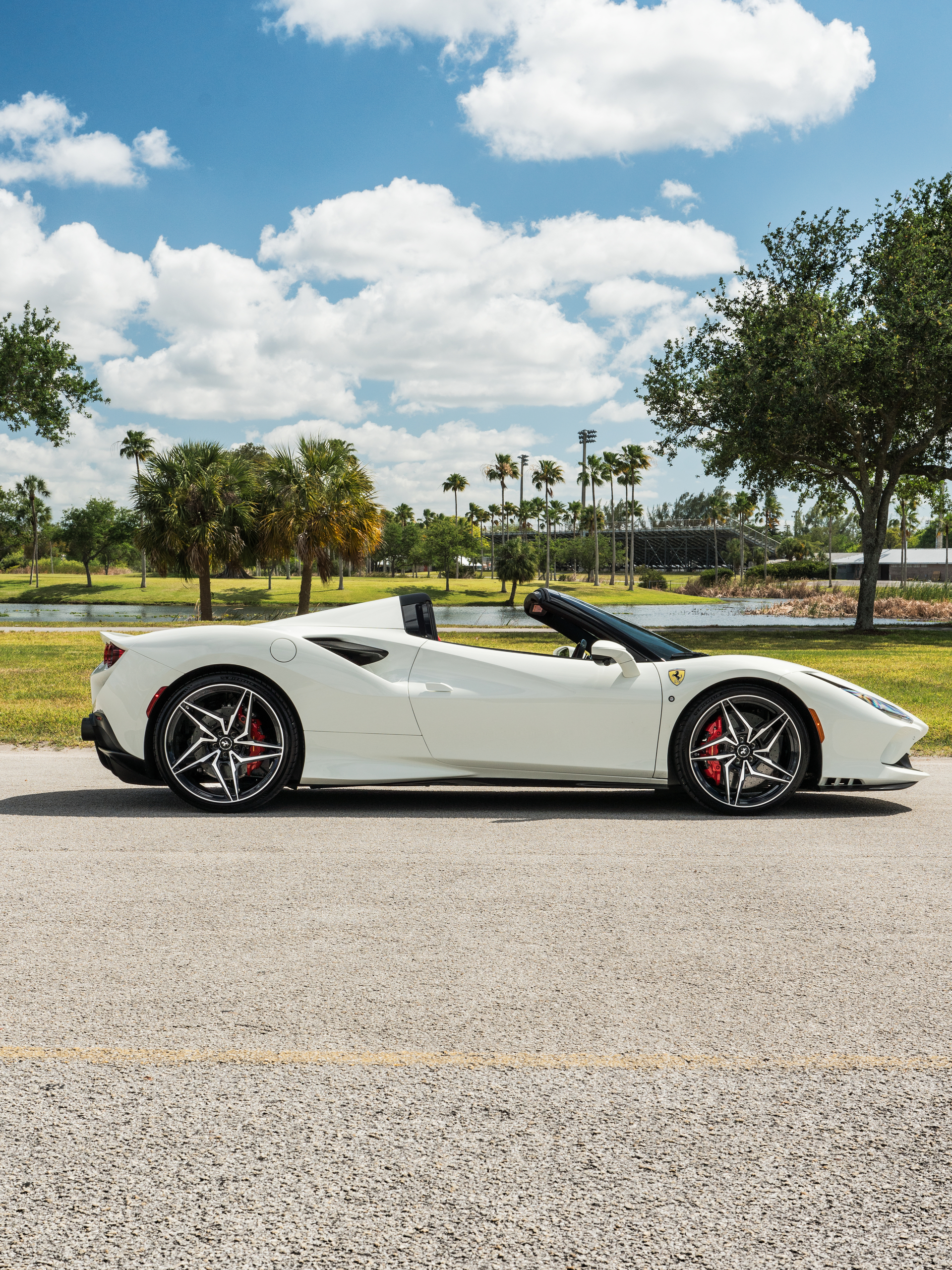 Ferrari F8 Spider | Bianco Avus | ANRKY S3-X1 | Two-Tone: Brushed Clear Face + Gloss Black Windows