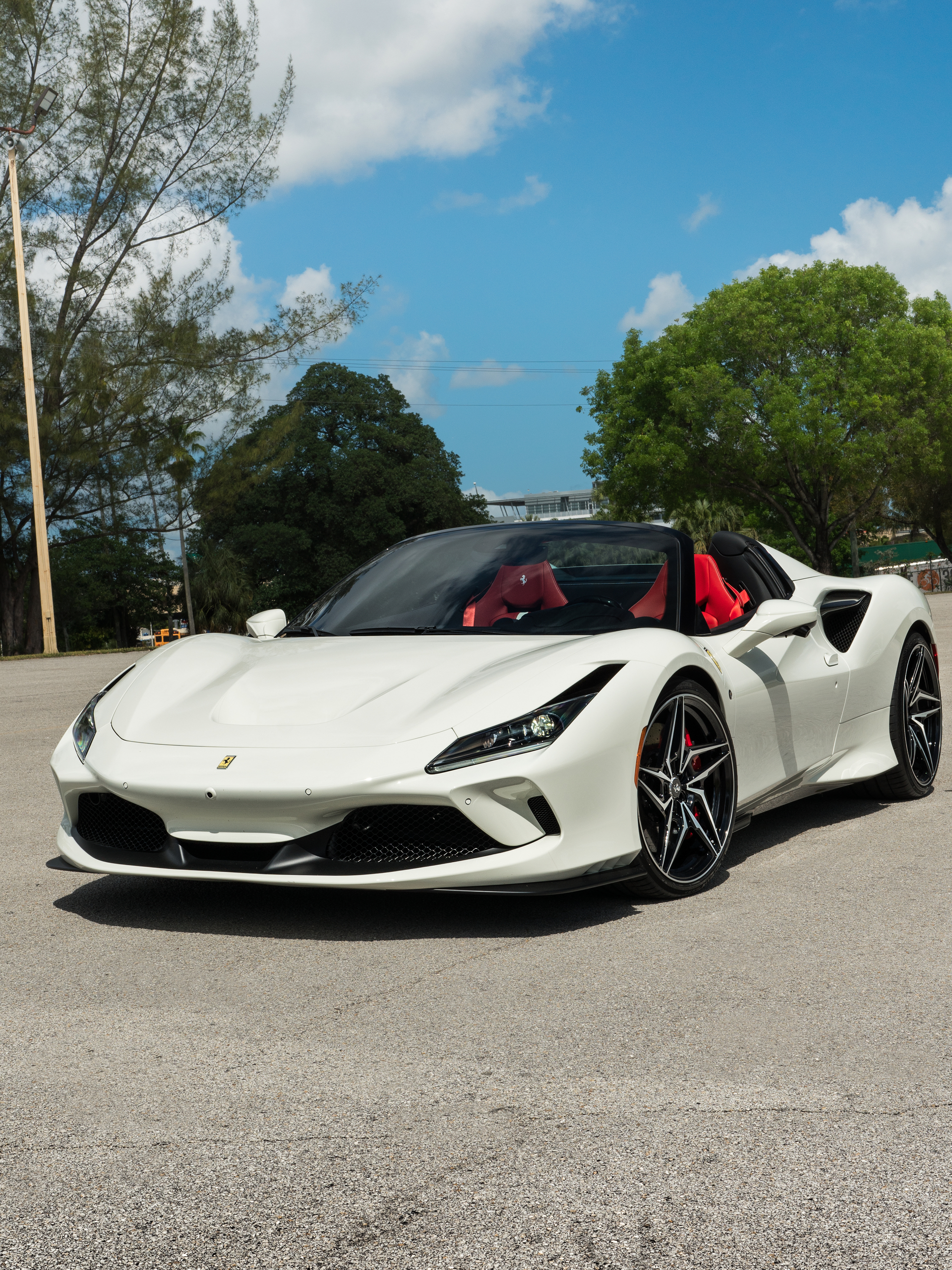 Ferrari F8 Spider | Bianco Avus | ANRKY S3-X1 | Two-Tone: Brushed Clear Face + Gloss Black Windows