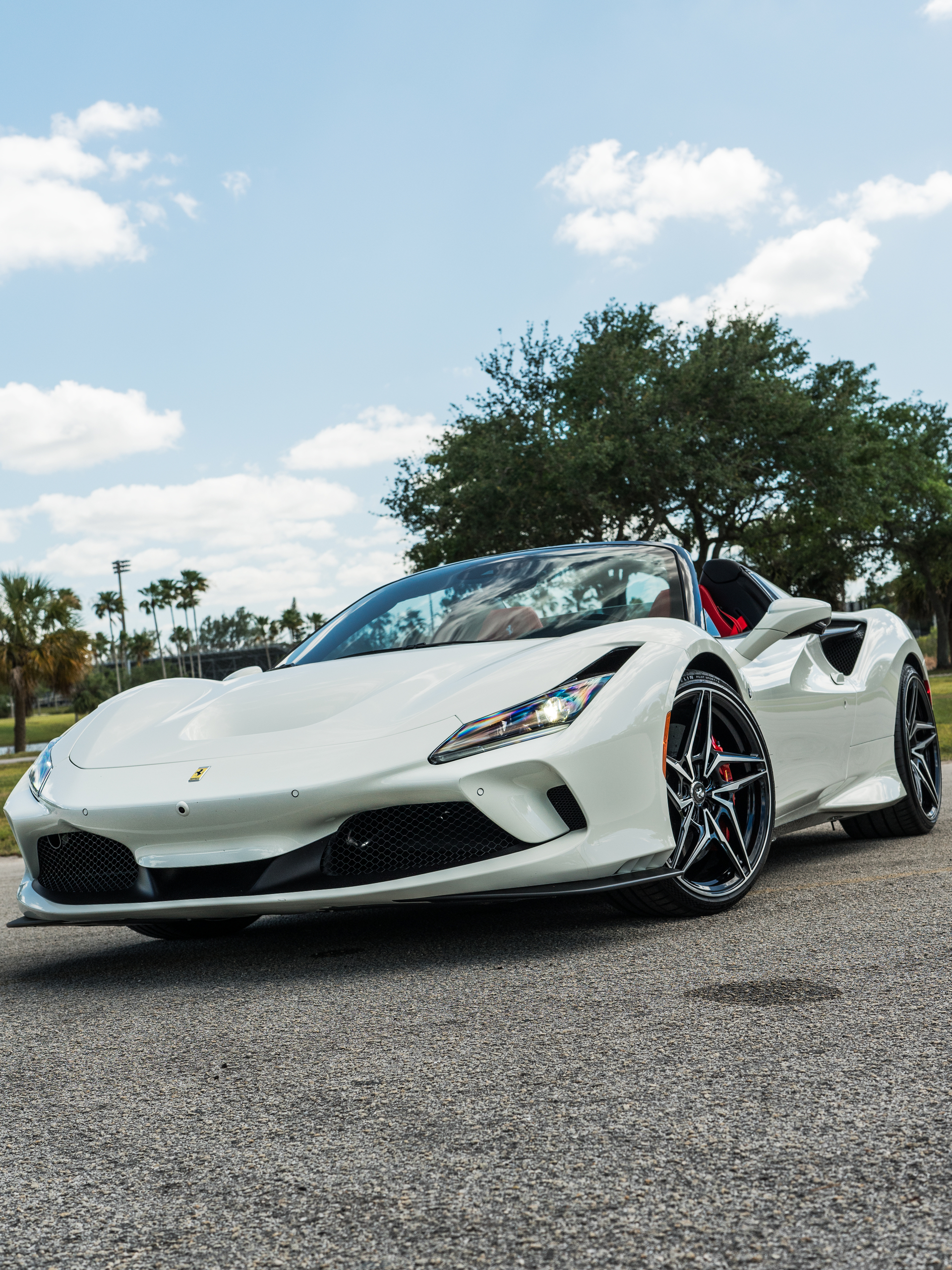 Ferrari F8 Spider | Bianco Avus | ANRKY S3-X1 | Two-Tone: Brushed Clear Face + Gloss Black Windows