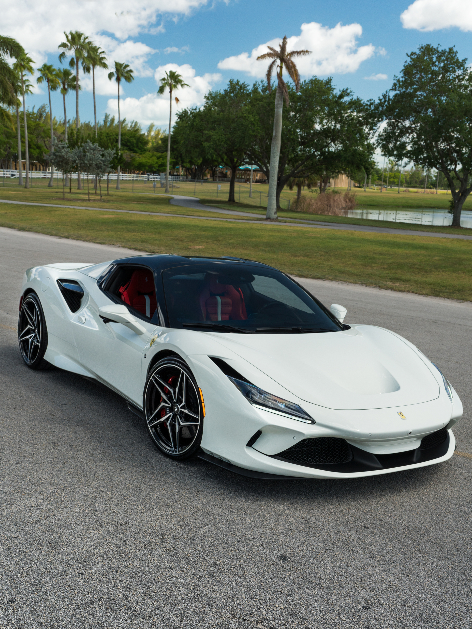 Ferrari F8 Spider | Bianco Avus | ANRKY S3-X1 | Two-Tone: Brushed Clear Face + Gloss Black Windows