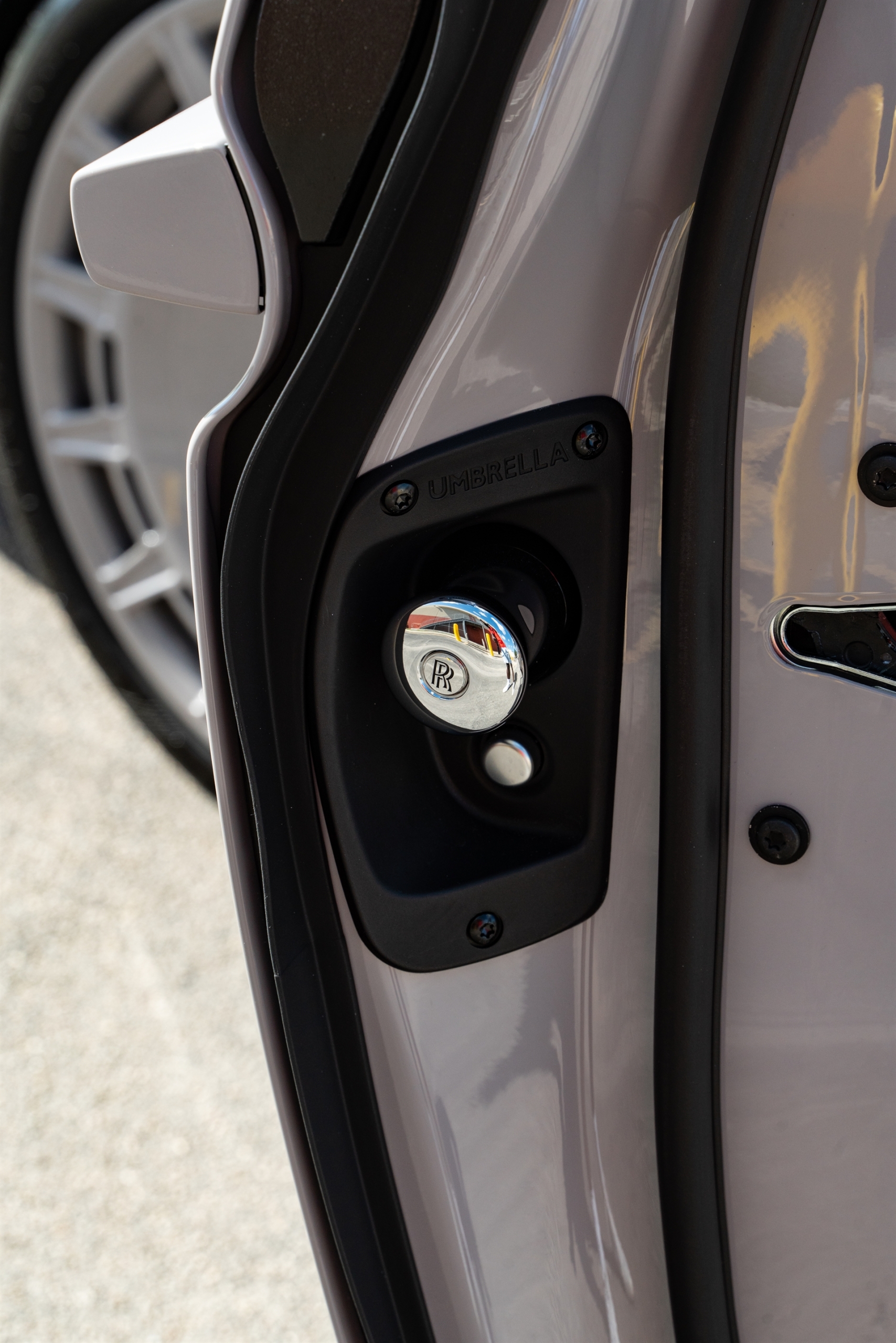 Rolls Royce Ghost Series II | Fashion Grey | on Mansory FD.15 | Fashion Gray