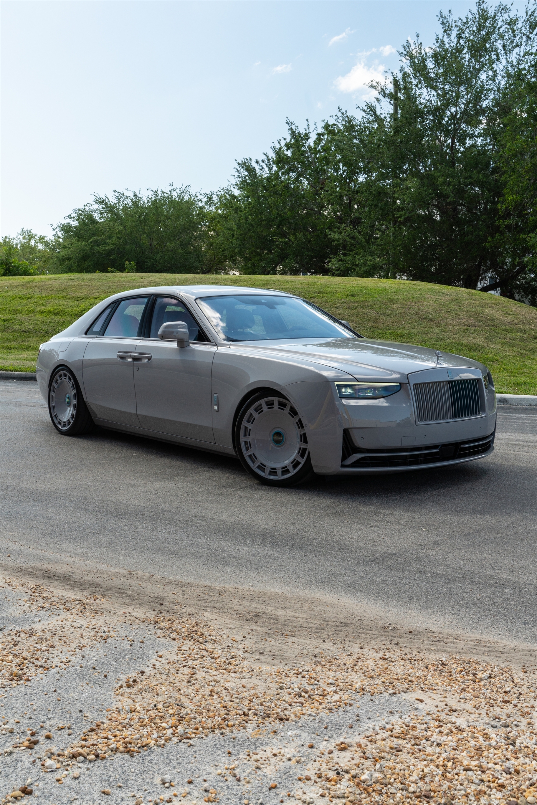 Rolls Royce Ghost Series II | Fashion Grey | on Mansory FD.15 | Fashion Gray