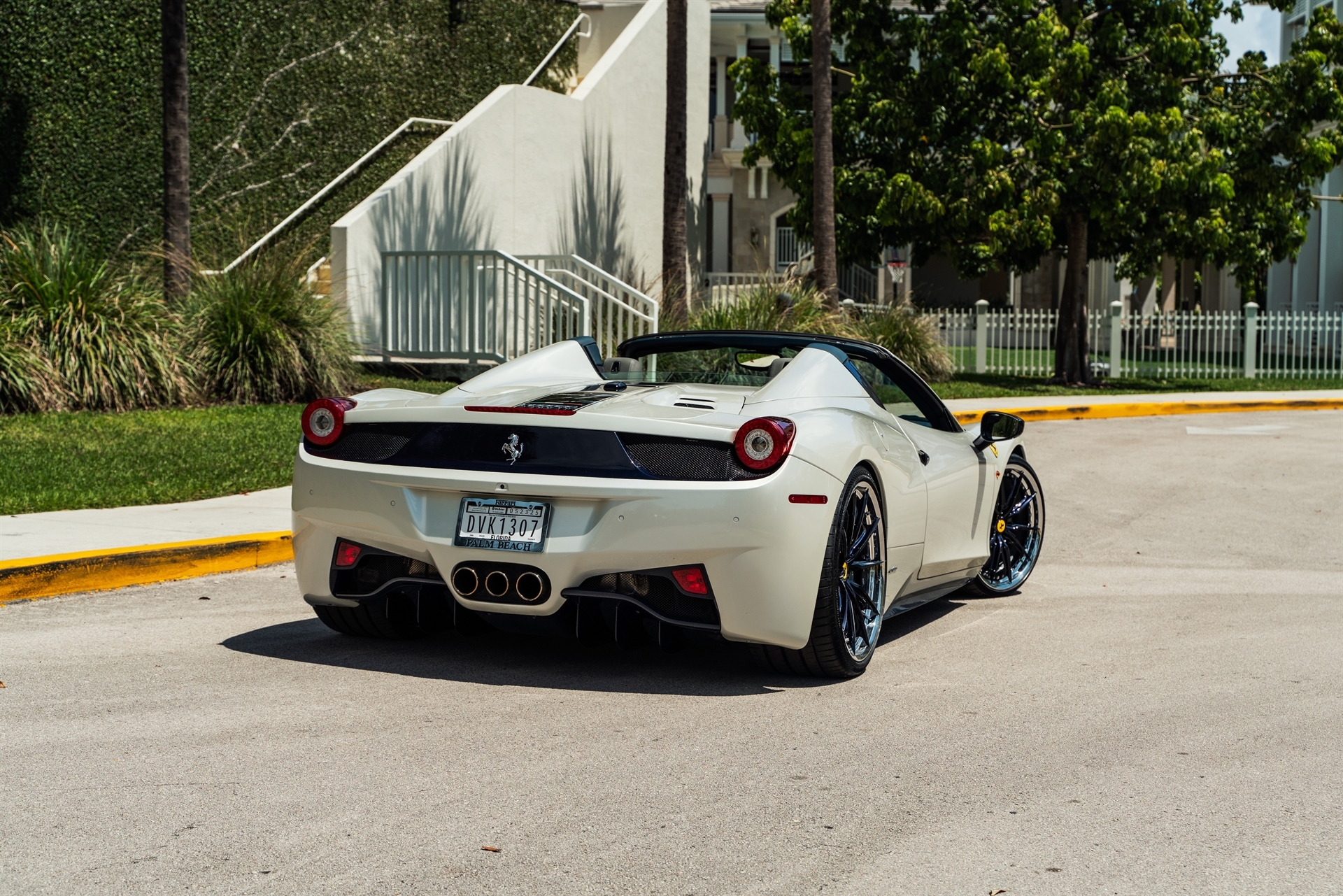 Ferrari 458 on HRE S104SC