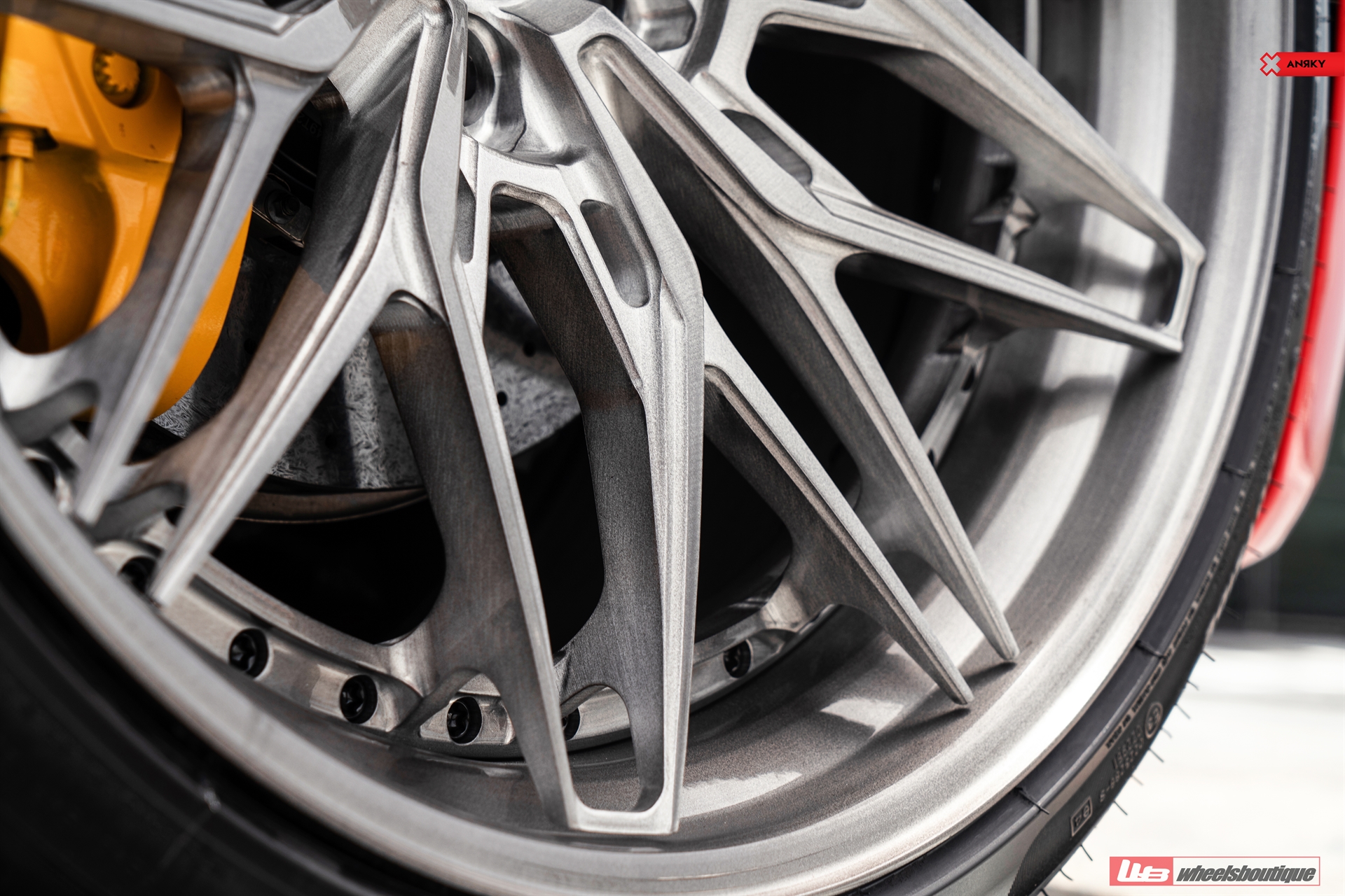 Ferrari 488 GTB | Rosso Corza| on ANRKY S3-X1 | Brushed Dark Clear