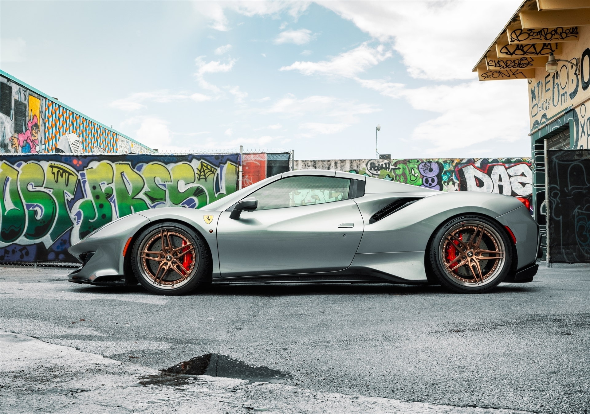 Ferrari 488 Pista Spider | Grigio Silverstone | on HRE S107SC | Frozen Polished Bronze