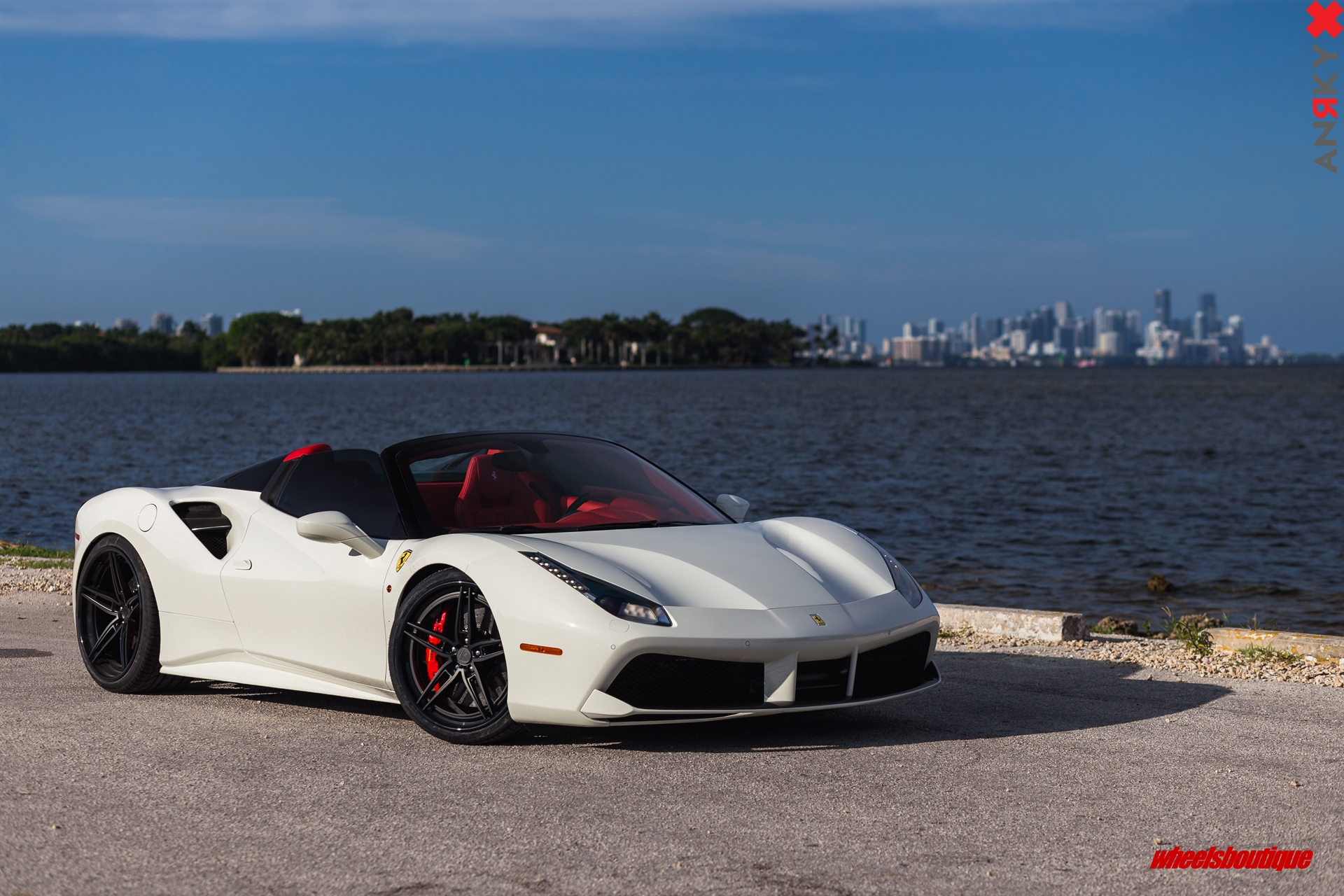 Ferrari 488 Spider | Bianco Avus | on ANRKY AN37 | Satin Black