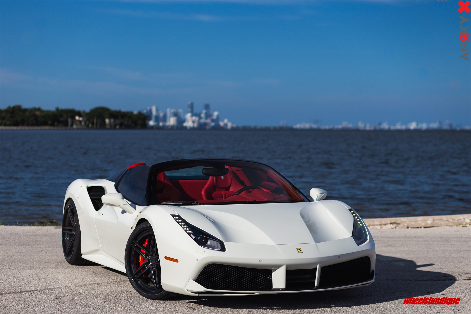 Ferrari 488 Spider | Bianco Avus | on ANRKY AN37 | Satin Black