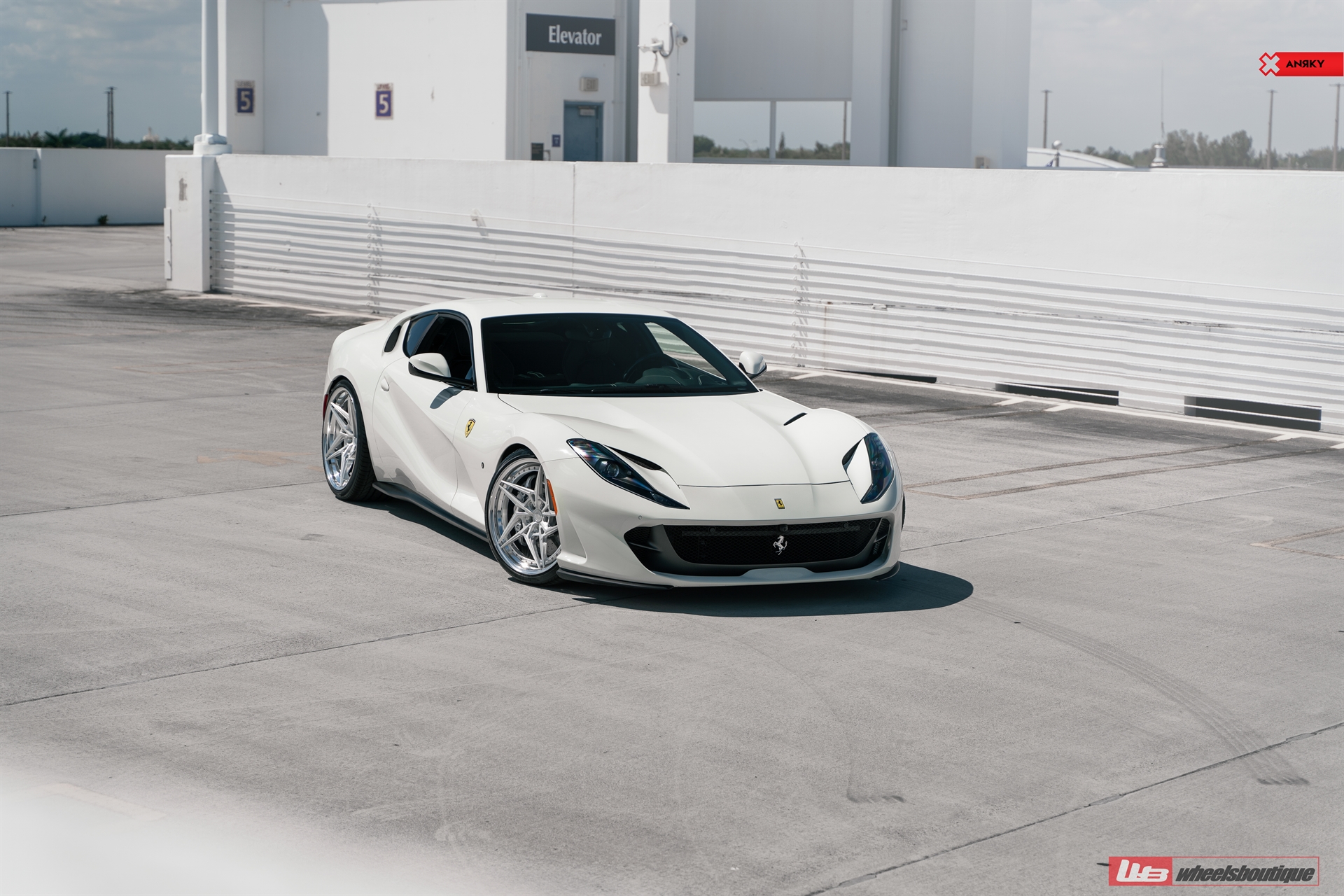ANRKY S3-X3 | Ferrari 812 Superfast 2