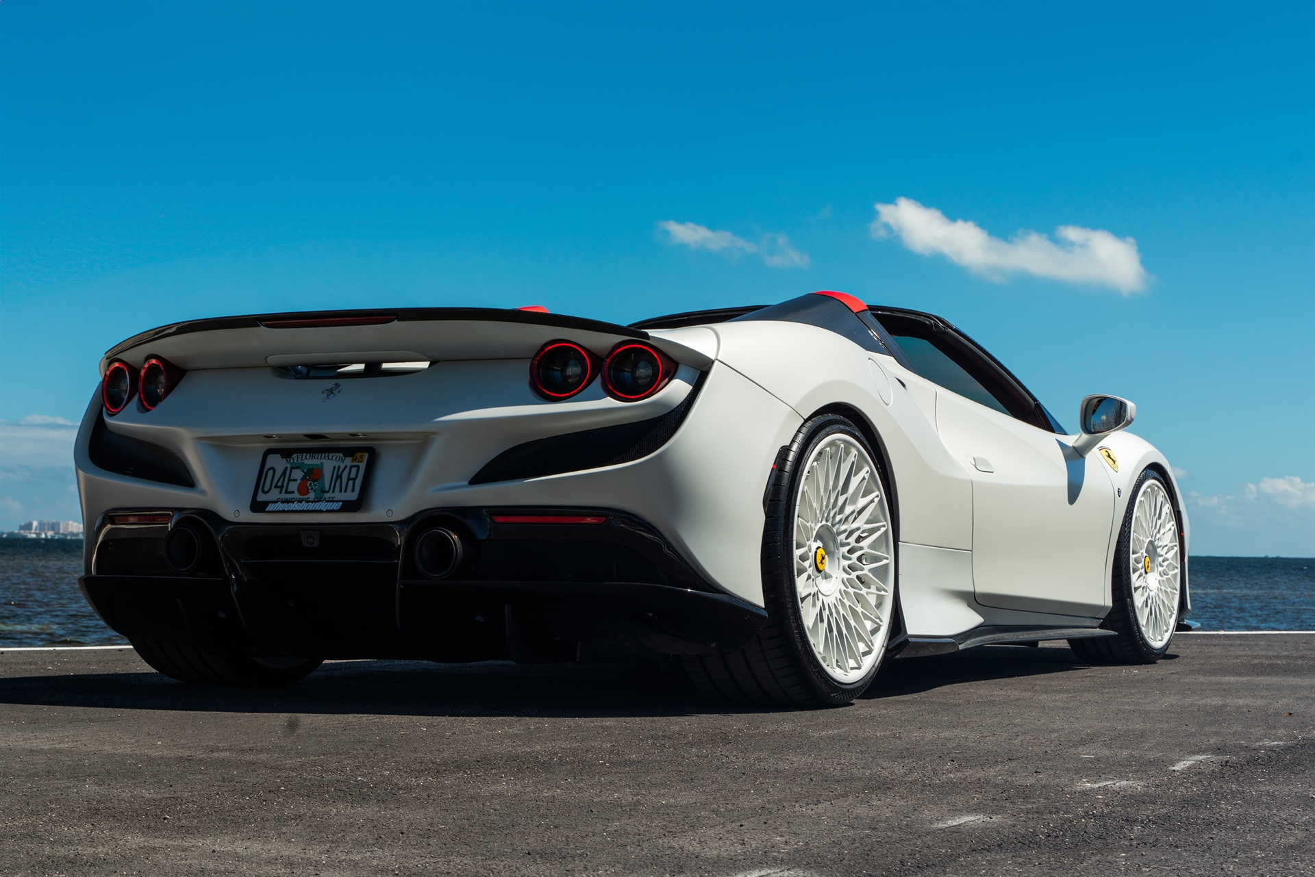 Ferrari F8 Spider – RETROSeries RS7.3