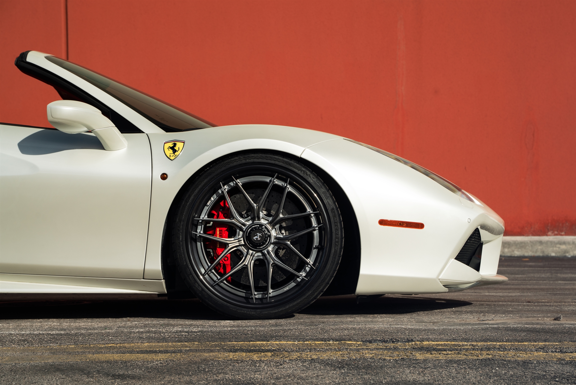 Ferrari 488 Pista | Bianco Avus | on 1886 XR004 | Frozen Polished Liquid Smoke