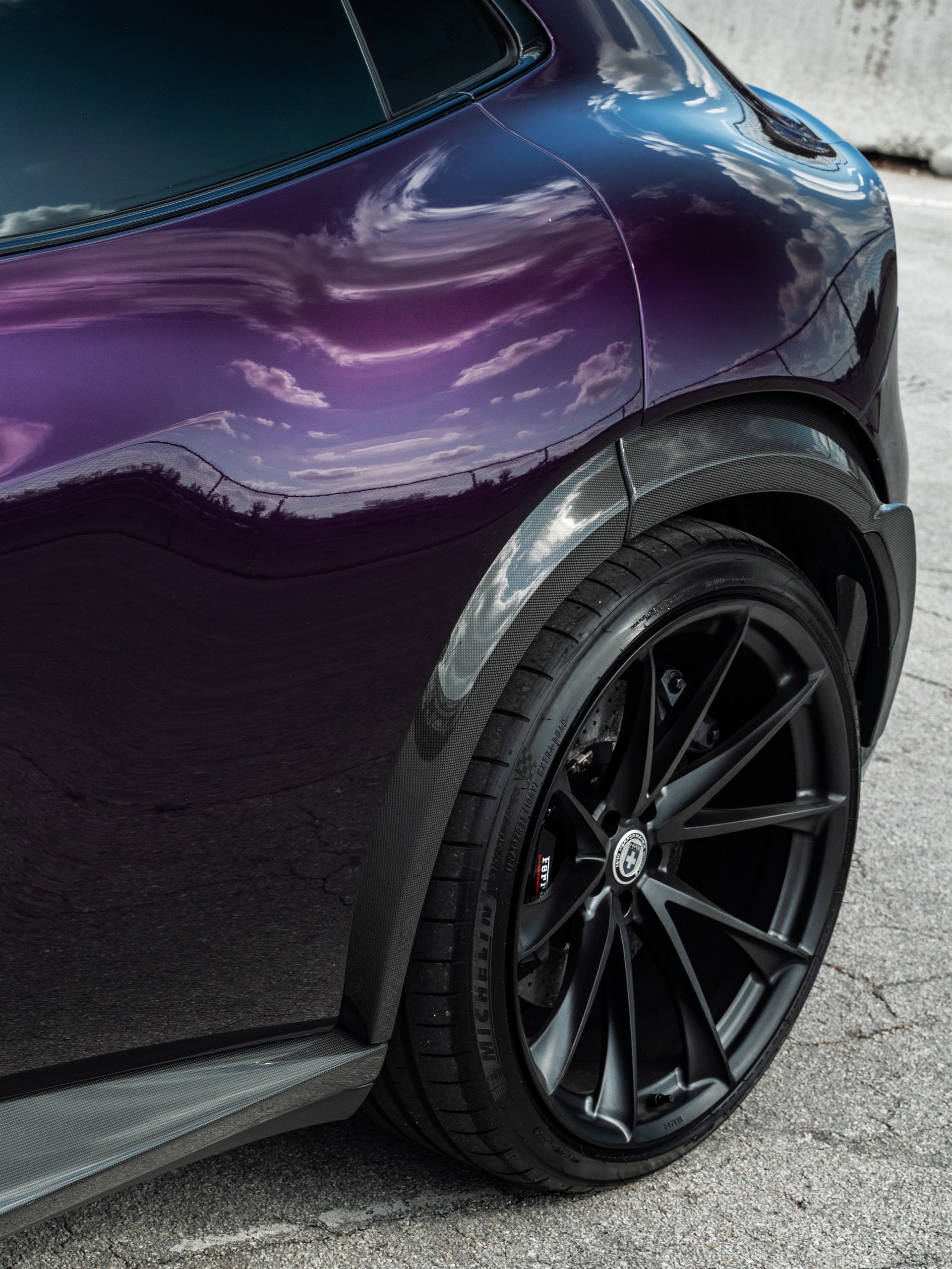Ferrari Purosangue | Hong Kong Viola | on HRE P204 | Satin Black