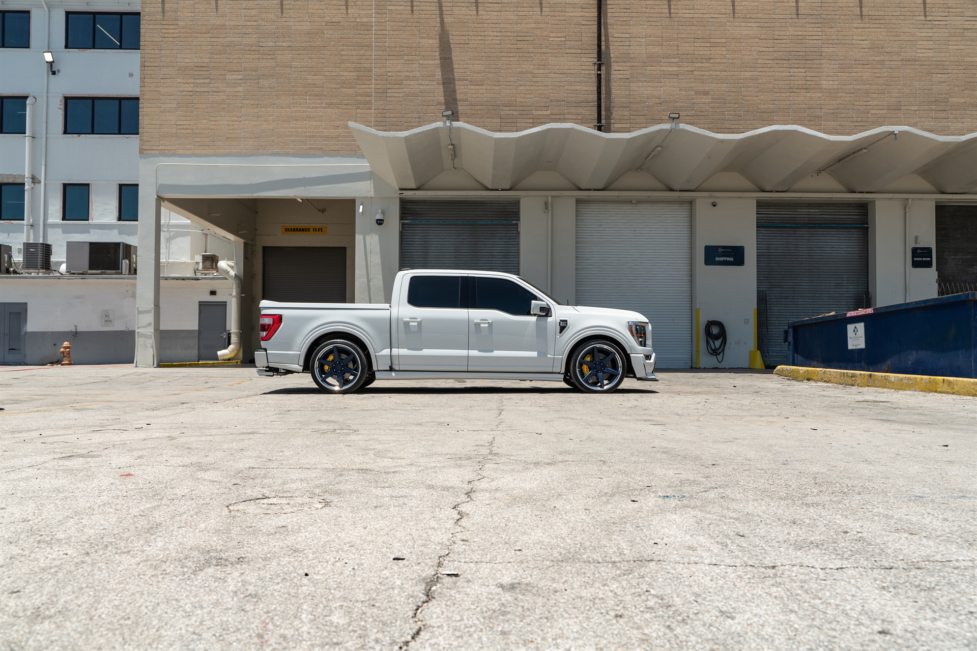 Shelby Super Snake Ford F-150 | Oxford White | on ANRKY RS6.3 | Satin Space Blue