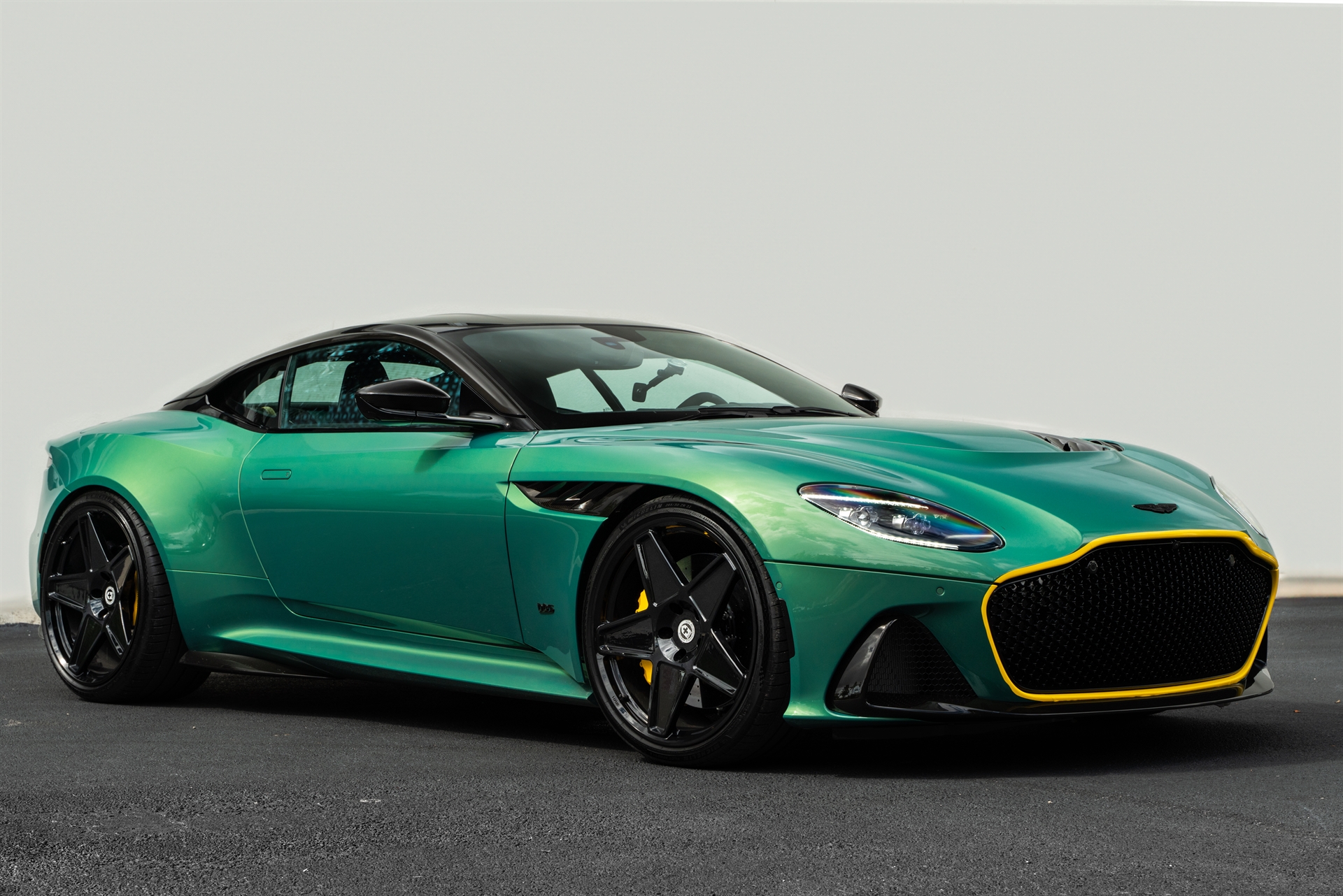 Aston Martin DBS 770 Ultimate / HRE 505M