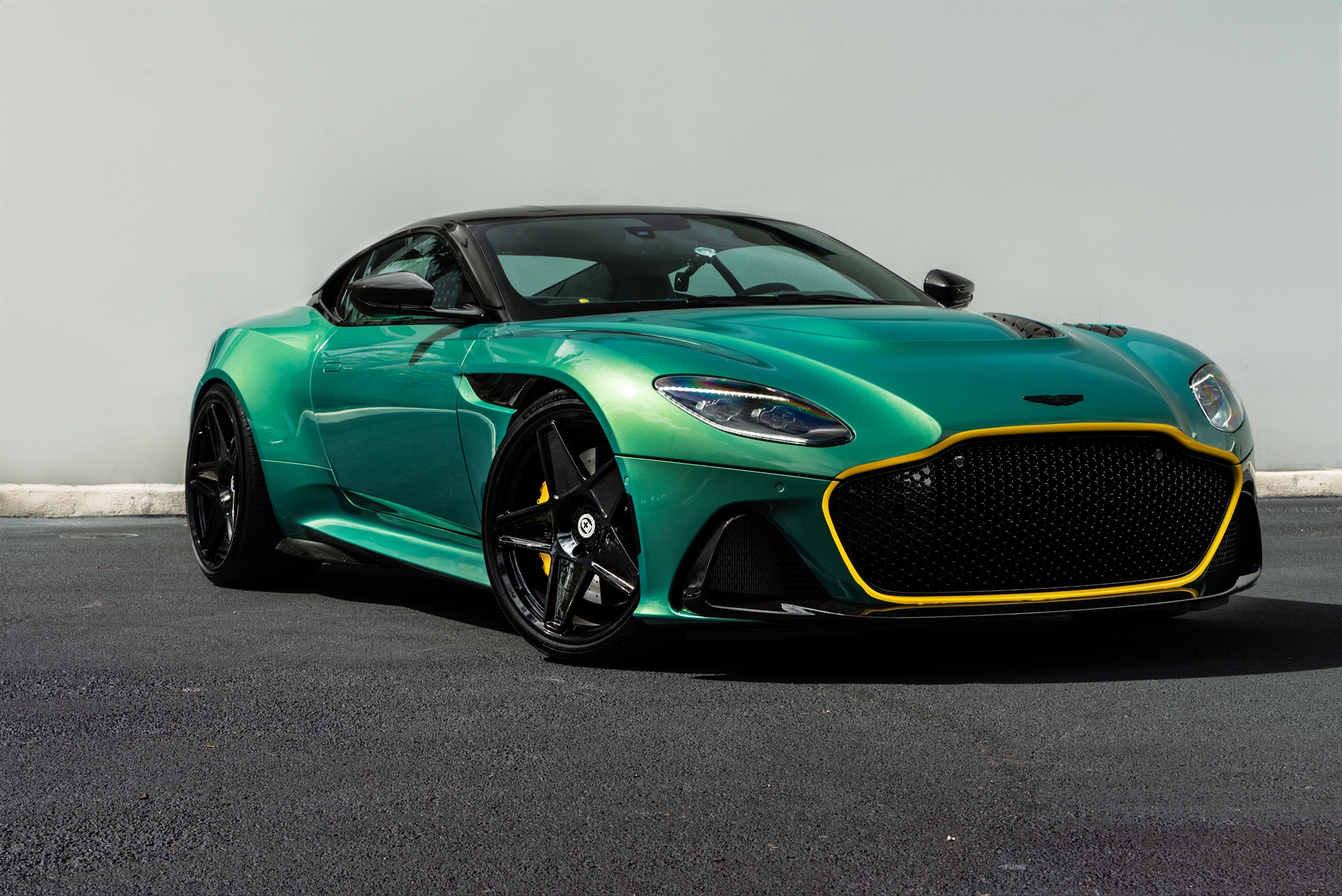 Aston Martin DBS 770 Ultimate / HRE 505M