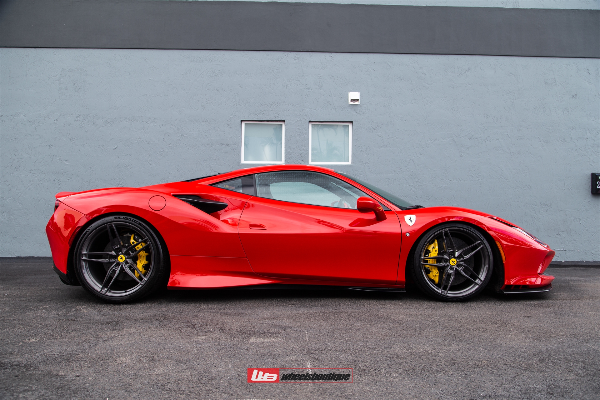 FERRARI F8 TRIBUTO ON ANRKY AN17