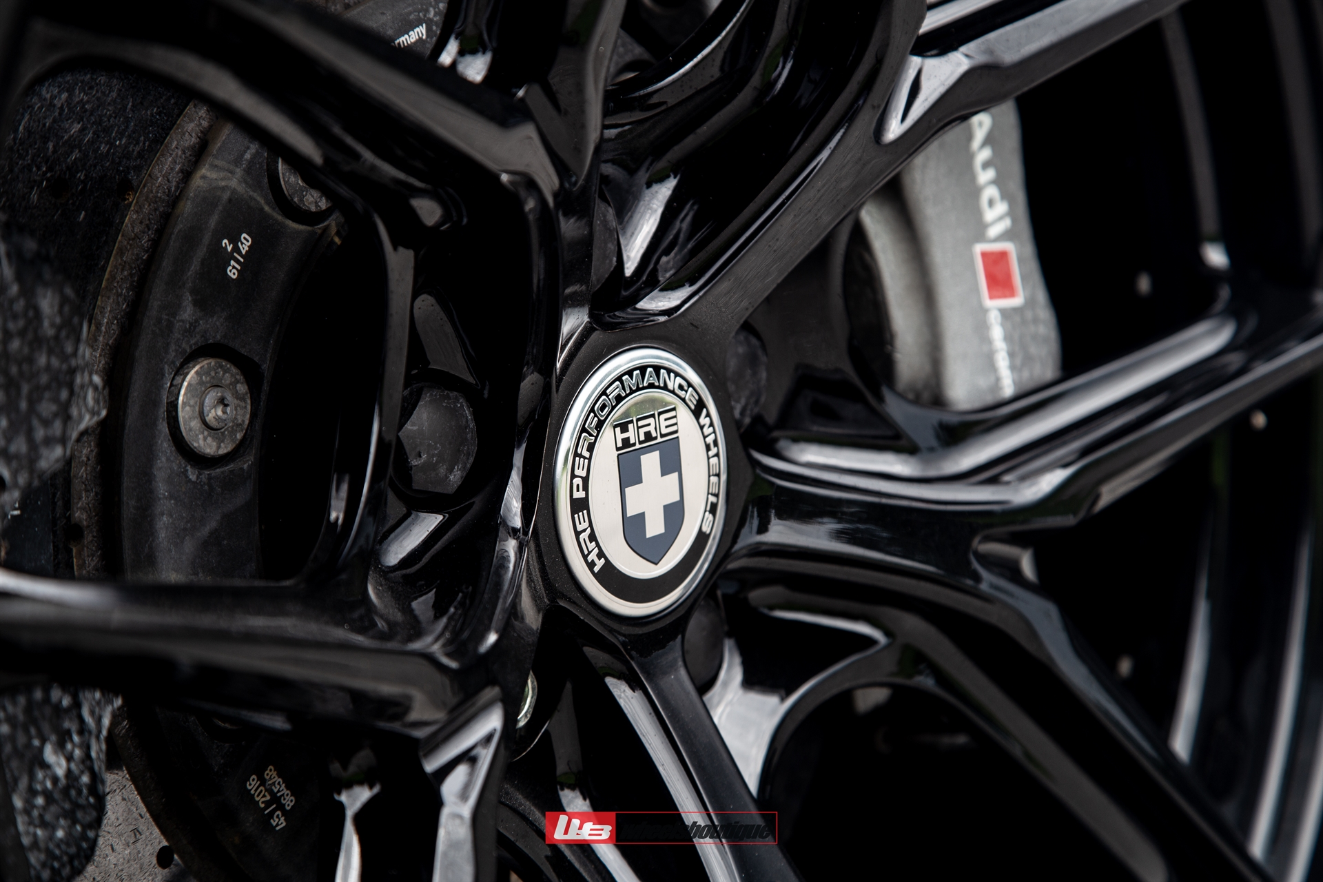 AUDI MK2 R8 V10 PLUS ON HRE S101SC