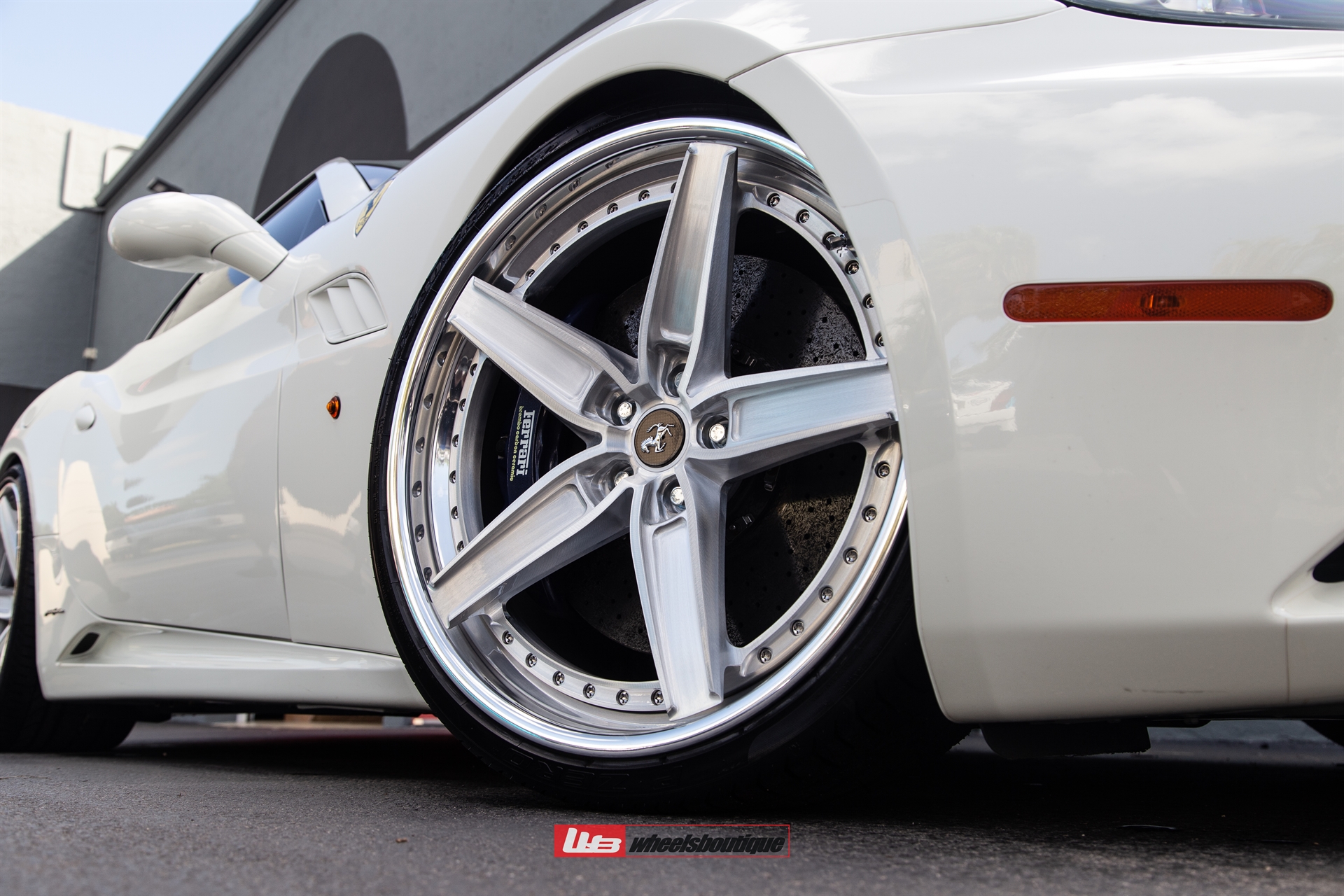 FERRARI CALIFORNIA ON ANRKY AN35