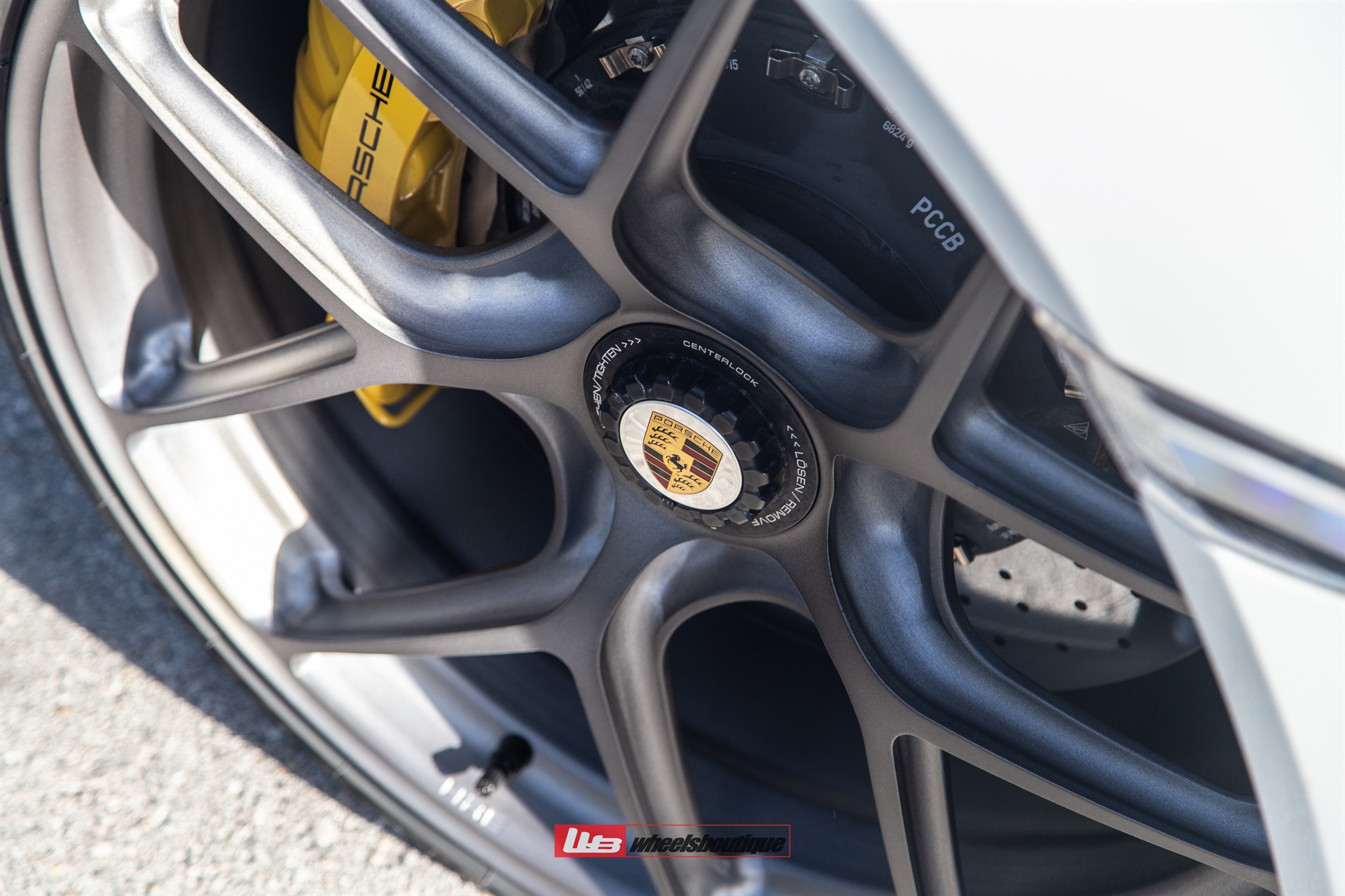 PORSCHE 991.1 TURBO S CABRIOLET ON HRE R101 LIGHTWEIGHT