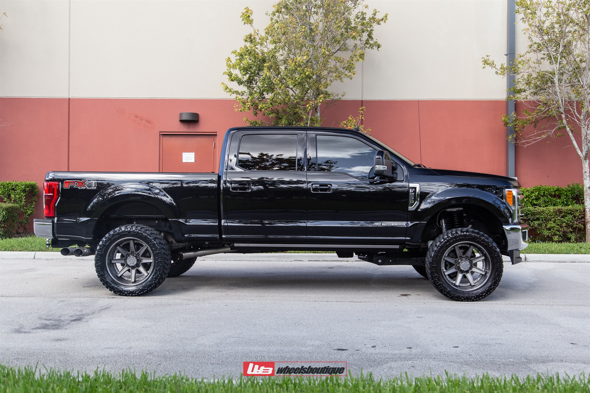 FORD F-250 ON HRE HD188