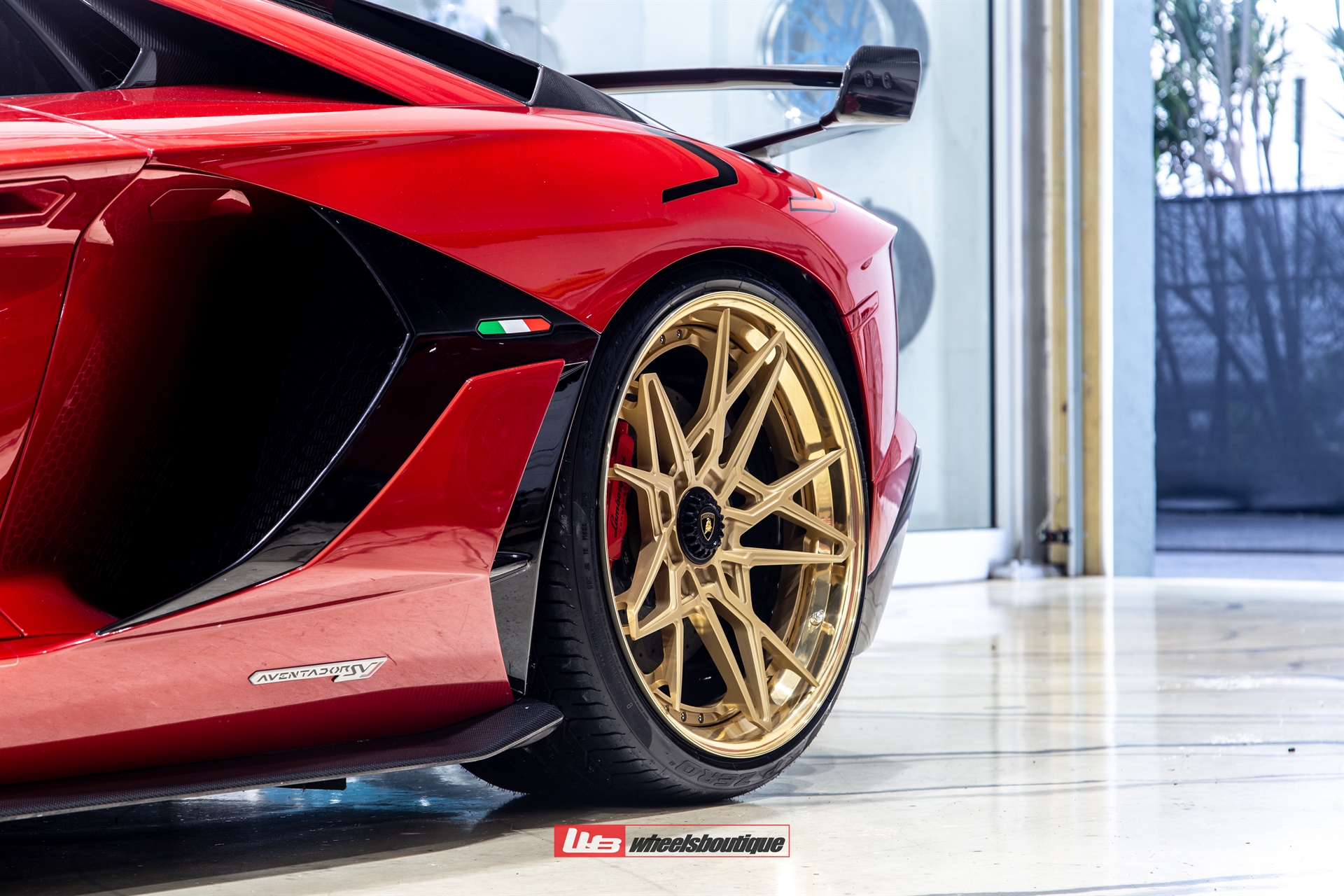 LAMBORGHINI AVENTADOR SVJ ROADSTER ON ANRKY S3-X2