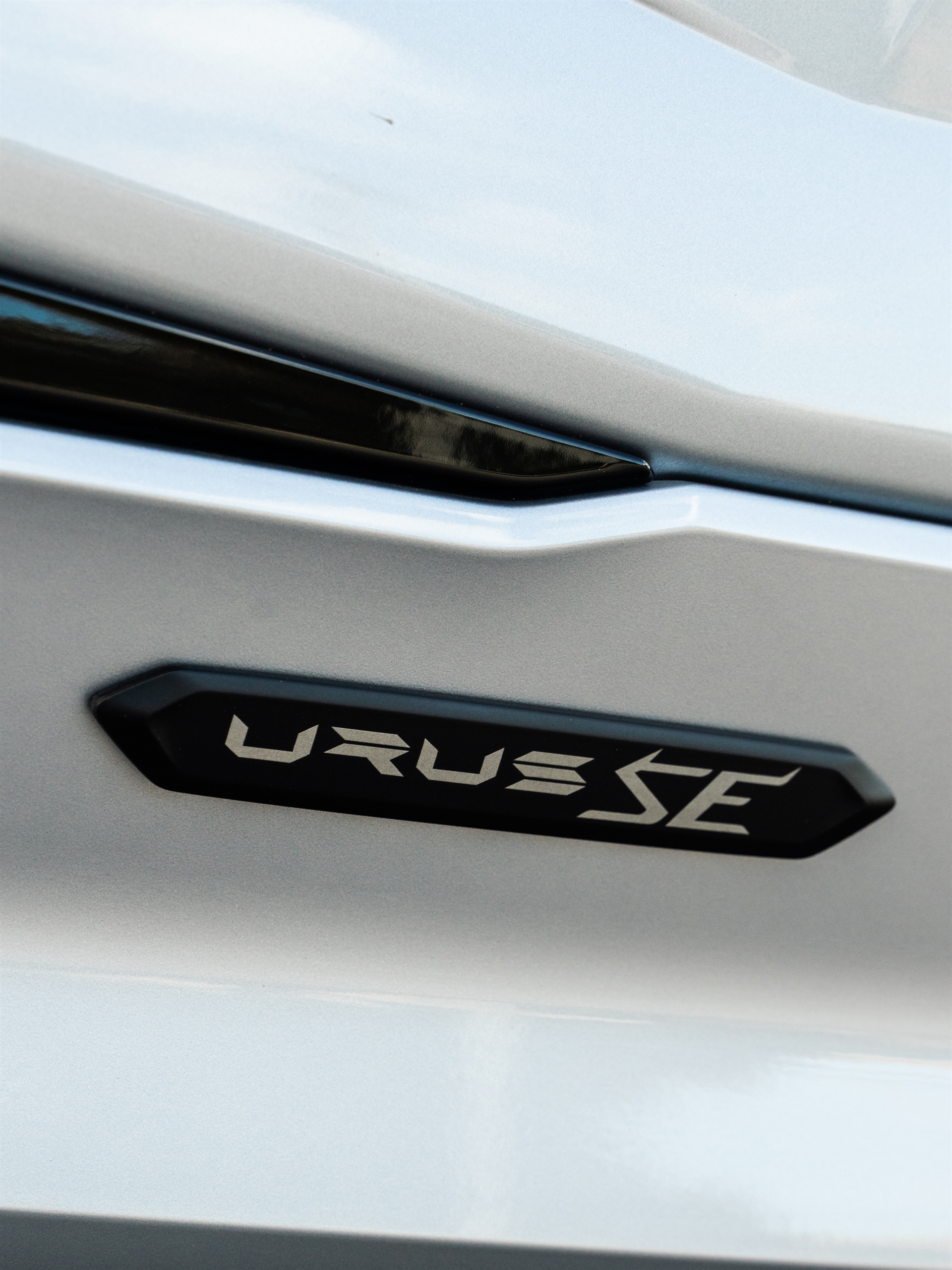 Lamborghini Urus SE | Grigio Nimbus | on HRE S201H | Polished Clear  