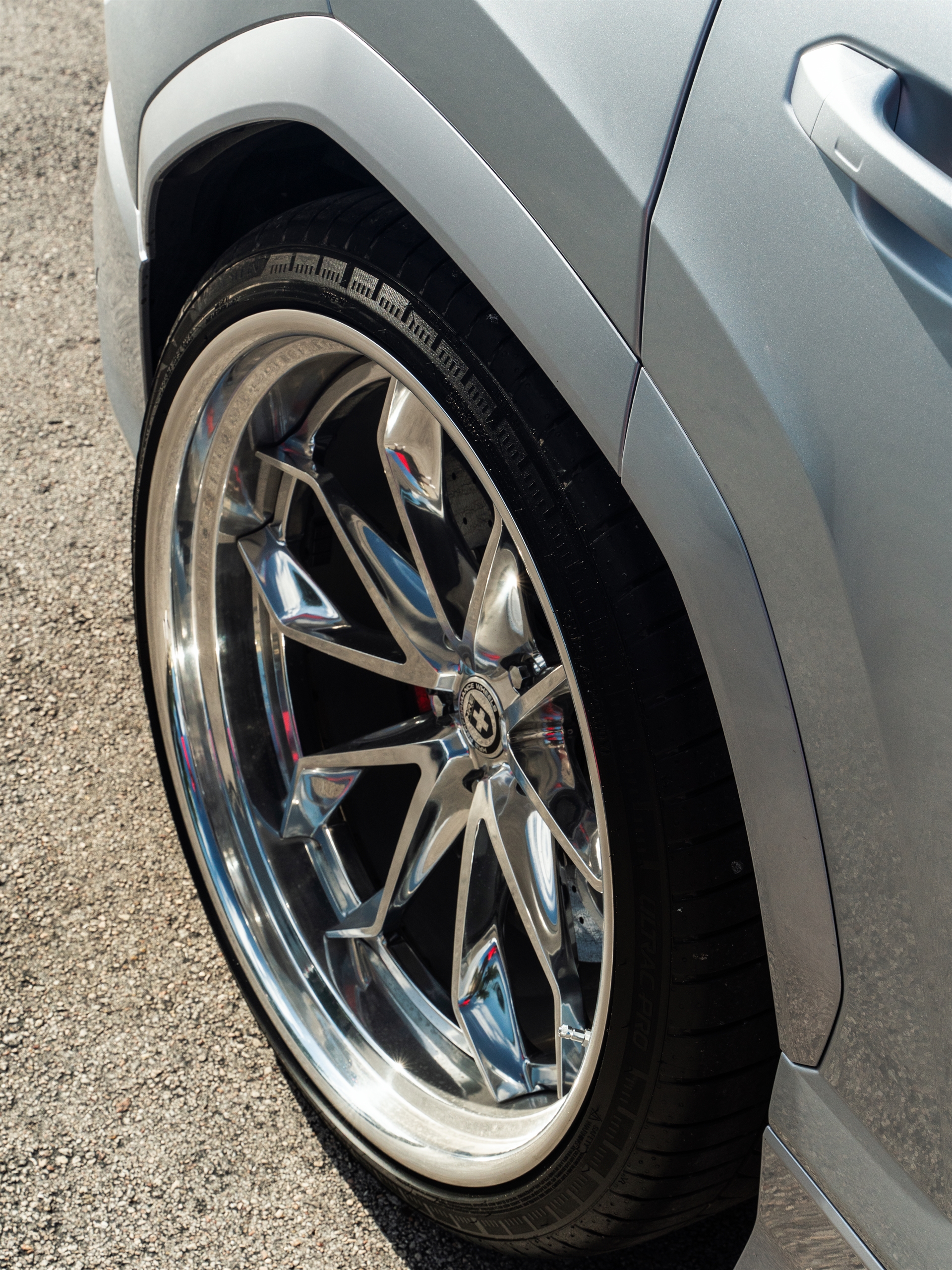 Lamborghini Urus SE | Grigio Nimbus | on HRE S201H | Polished Clear  