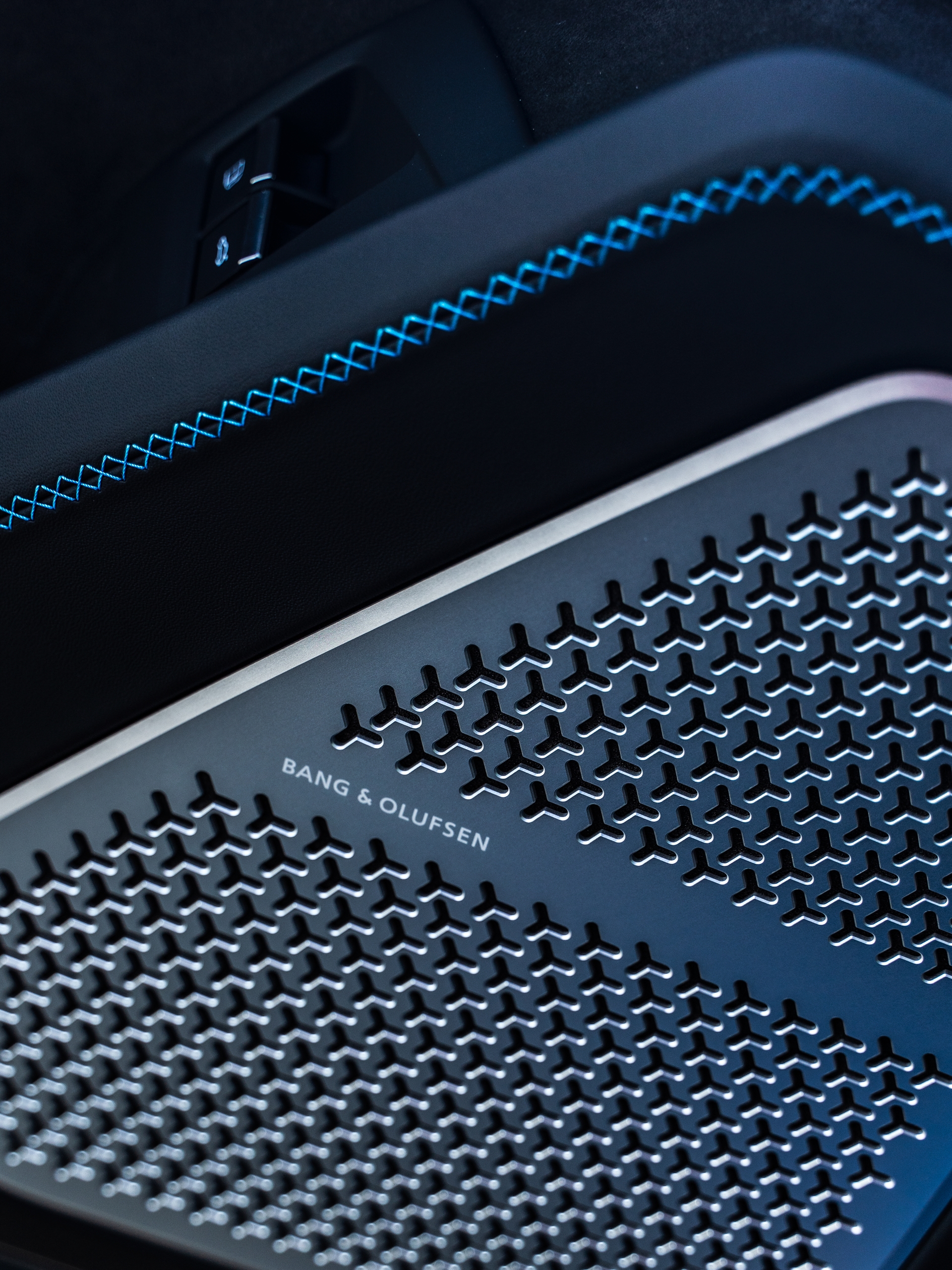 Lamborghini Urus SE | Grigio Nimbus | on HRE S201H | Polished Clear  