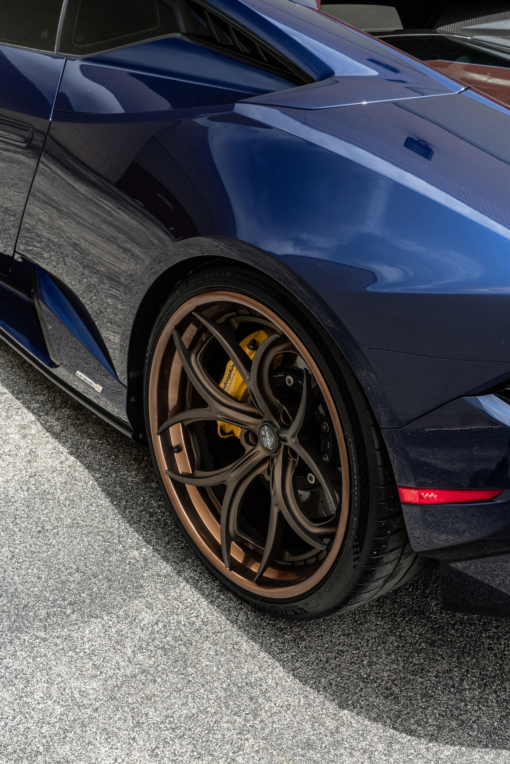 Lamborghini Huracan Tecnica | Blu Grifo | on ANRKY S3-X0 | Satin Bronze