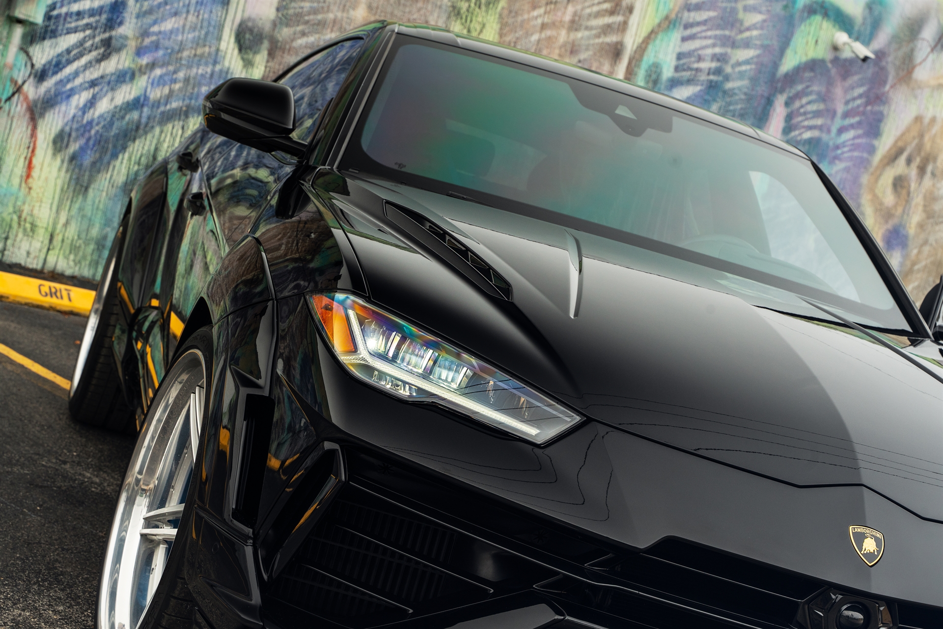 Lamborghini Urus S | Nero Noctis | 1016 Vision Widebody | on 1886 XR-003 Wheels | Brushed Clear