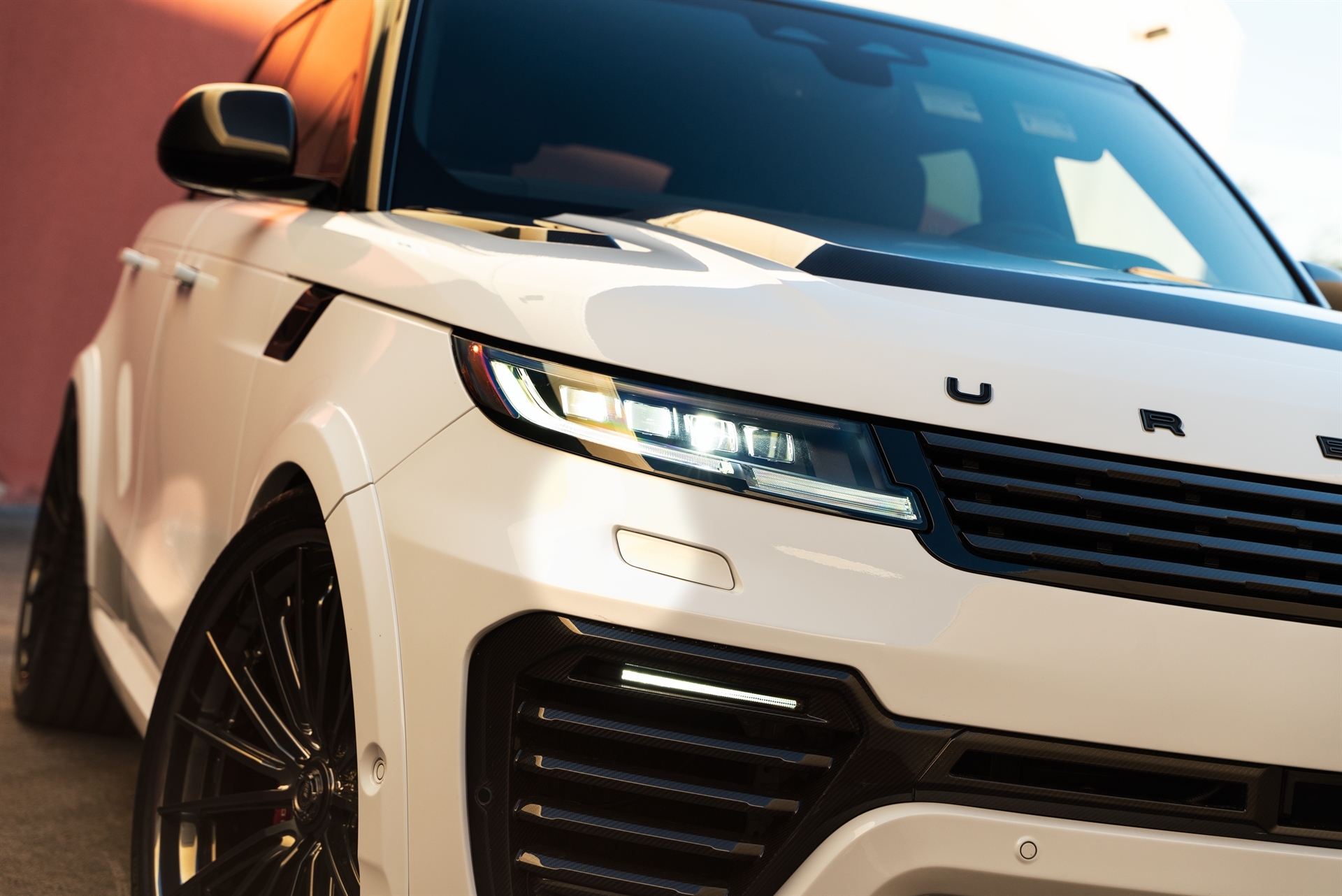 Land Rover Range Rover on Urban Auto Body Kit and 1886 Wheels