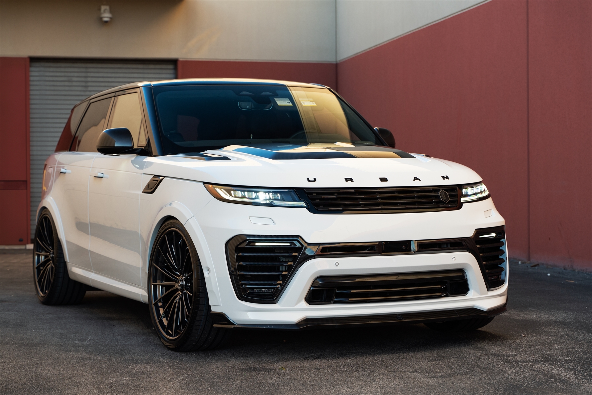 Land Rover Range Rover on Urban Auto Body Kit and 1886 Wheels