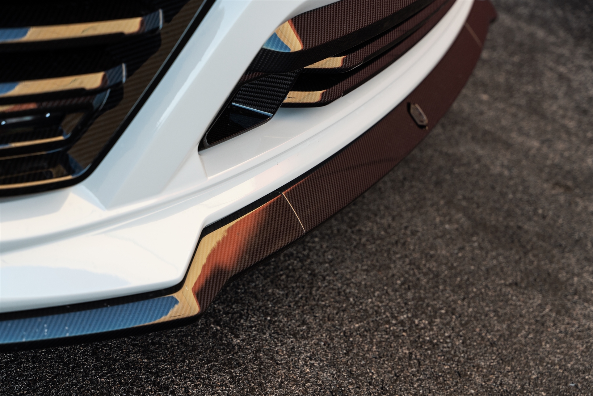 Land Rover Range Rover on Urban Auto Body Kit and 1886 Wheels