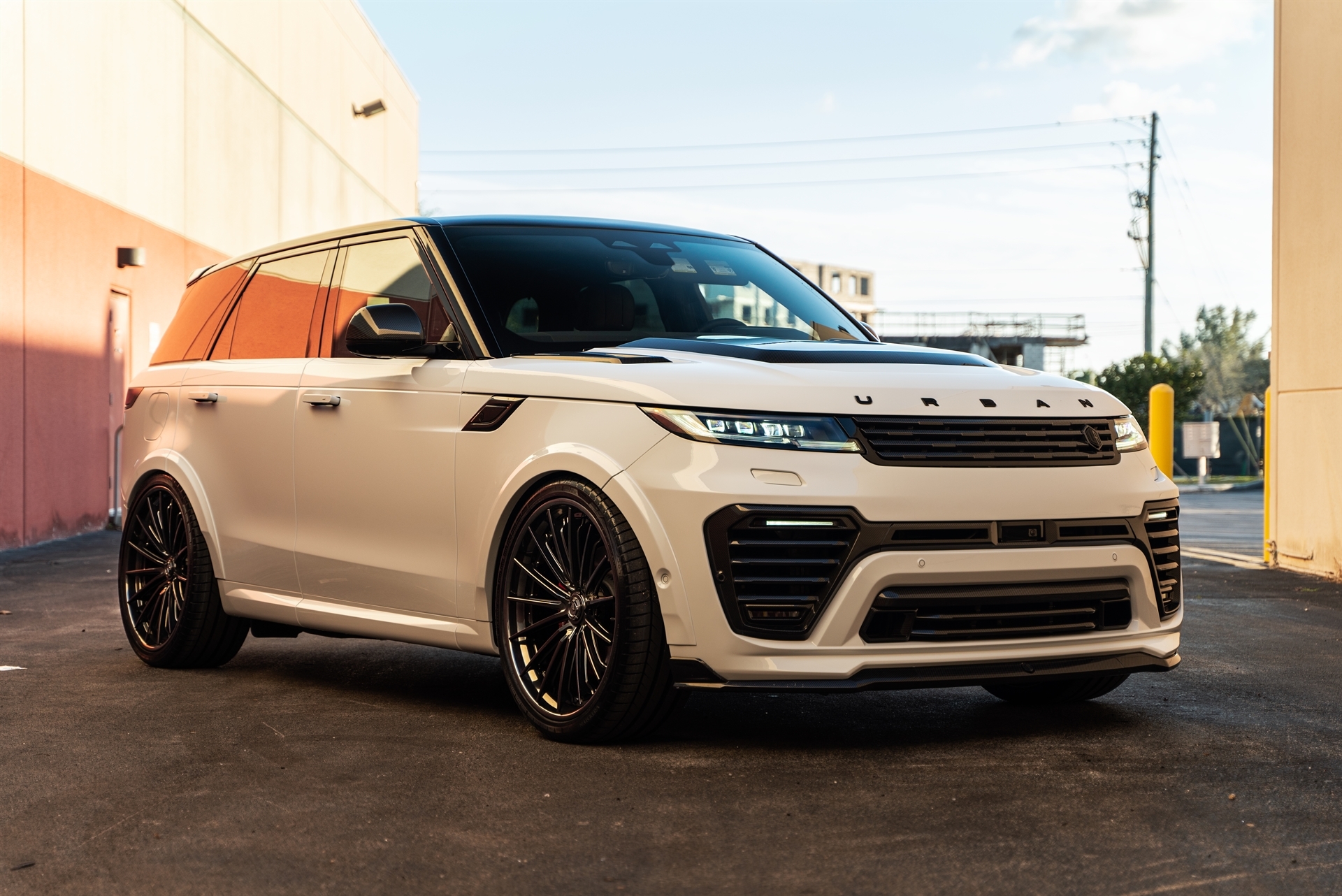 Land Rover Range Rover on Urban Auto Body Kit and 1886 Wheels