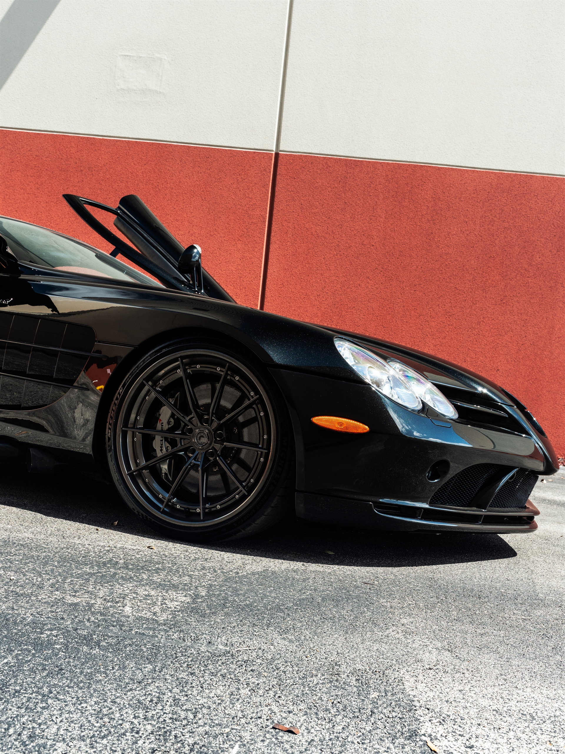 Mercedes SLR-McLaren on 1886 Wheels