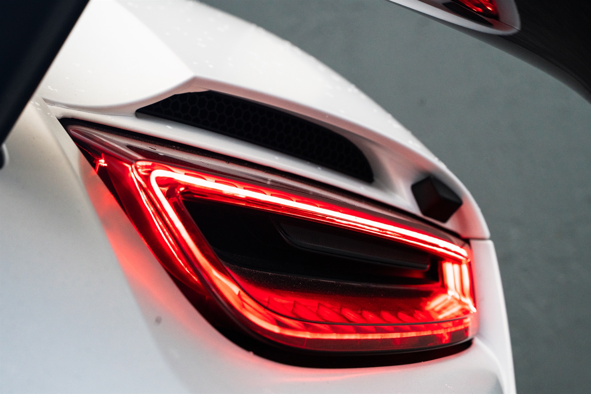 Porsche 918 Spyder – AN20 + AEROSport