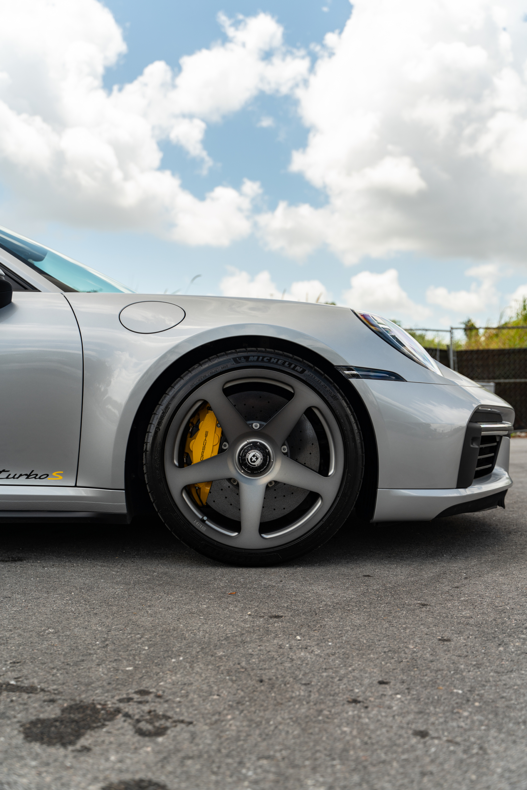 Porsche 992 Turbo S | GT Silver | on HRE 305M | Frozen Dark Polished