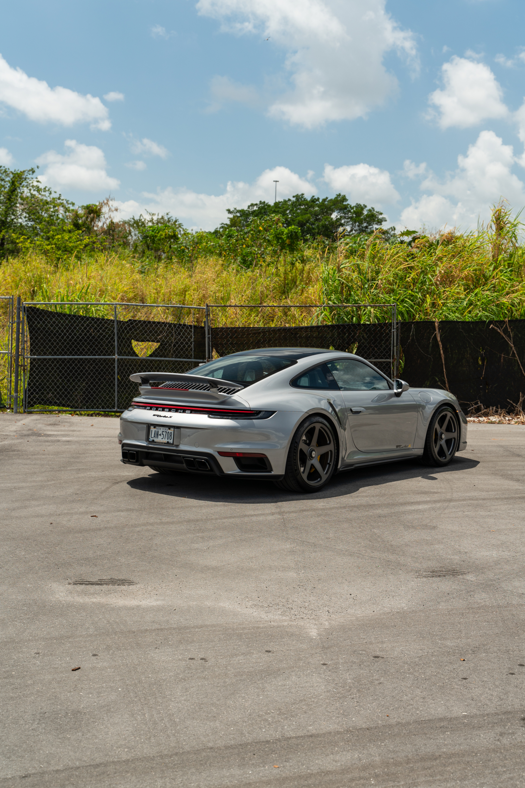 Porsche 992 Turbo S | GT Silver | on HRE 305M | Frozen Dark Polished