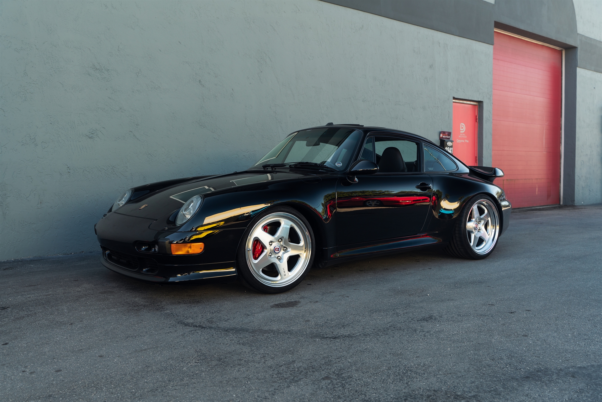 Porsche 993 Carrera on HRE