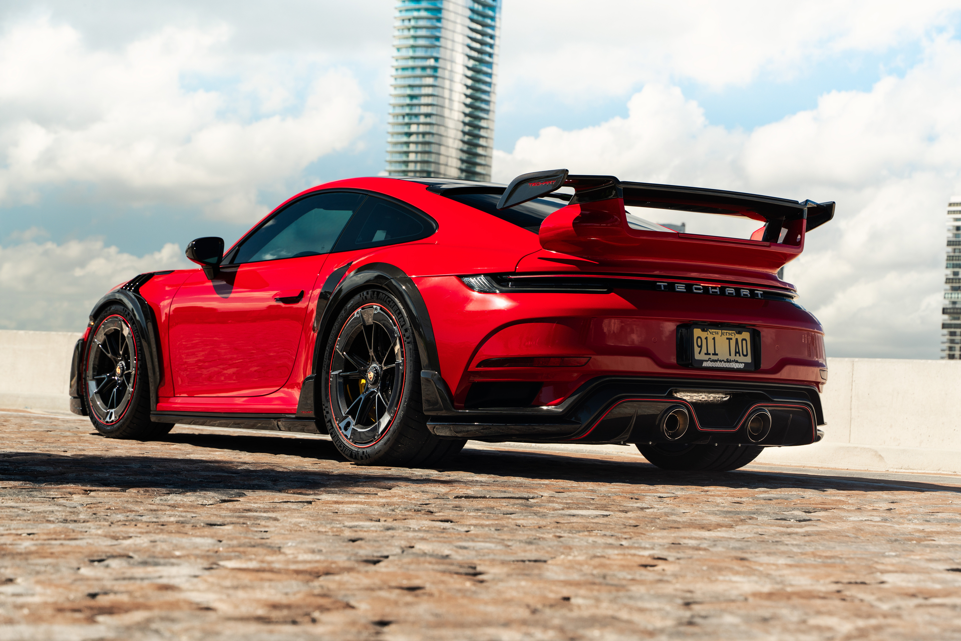 Techart Porsche 992 GT Street R America aerokit and Techart Wheels