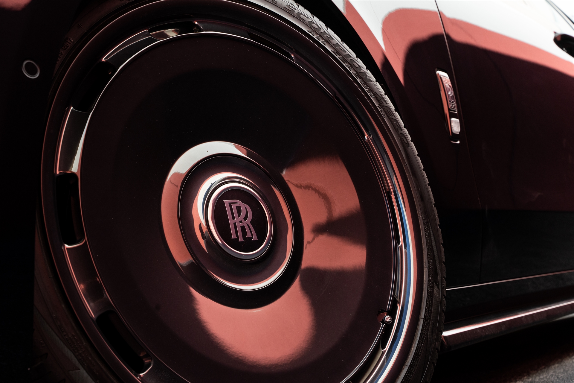 Urban Automotive Rolls-Royce Ghost | on Avant Garde AGL93 | Mirror Polished Smoke