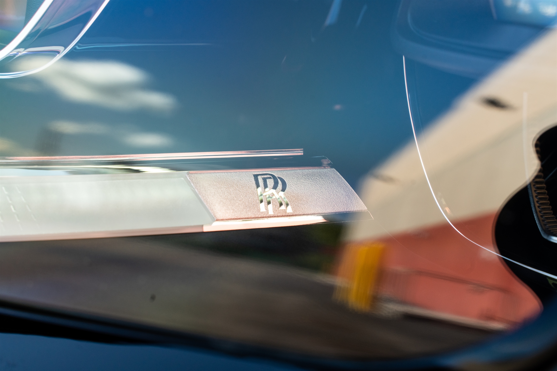 Urban Automotive Rolls-Royce Ghost | on Avant Garde AGL93 | Mirror Polished Smoke