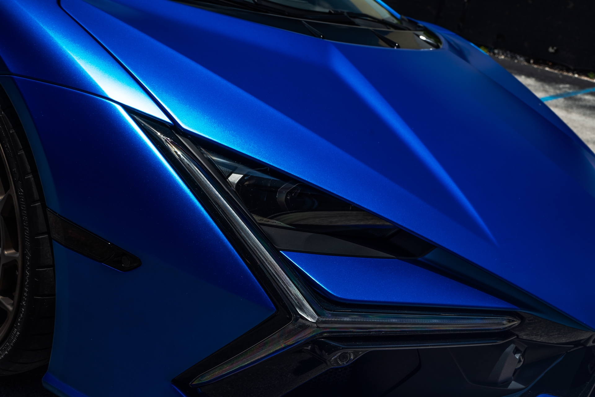 Lamborghini Revuelto | Blu Eleos | on Avant Garde AGL80 | Satin Bronze