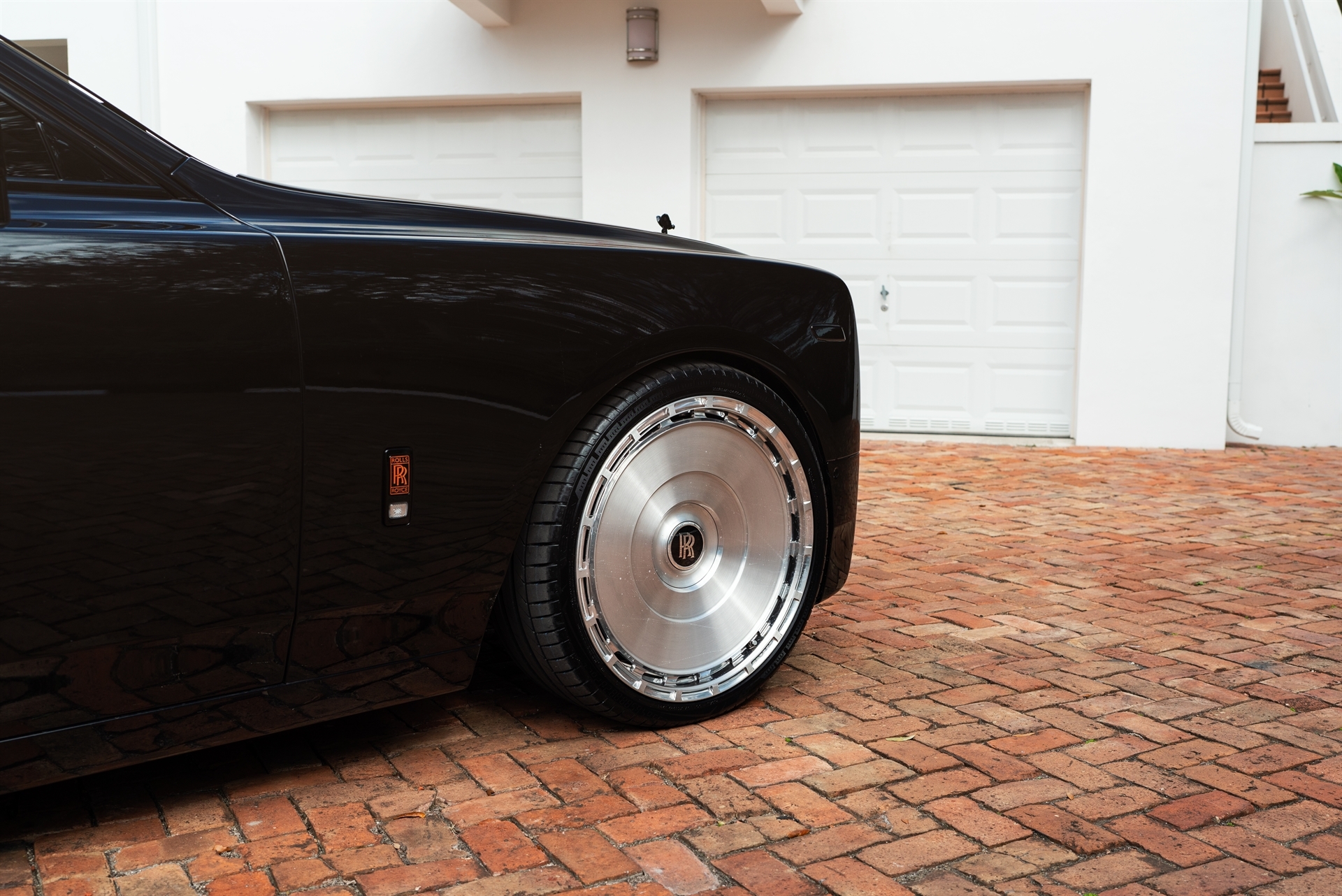 Rolls Royce Phantom | Diamond Black | on Novitec SP3 | Brushed Clear